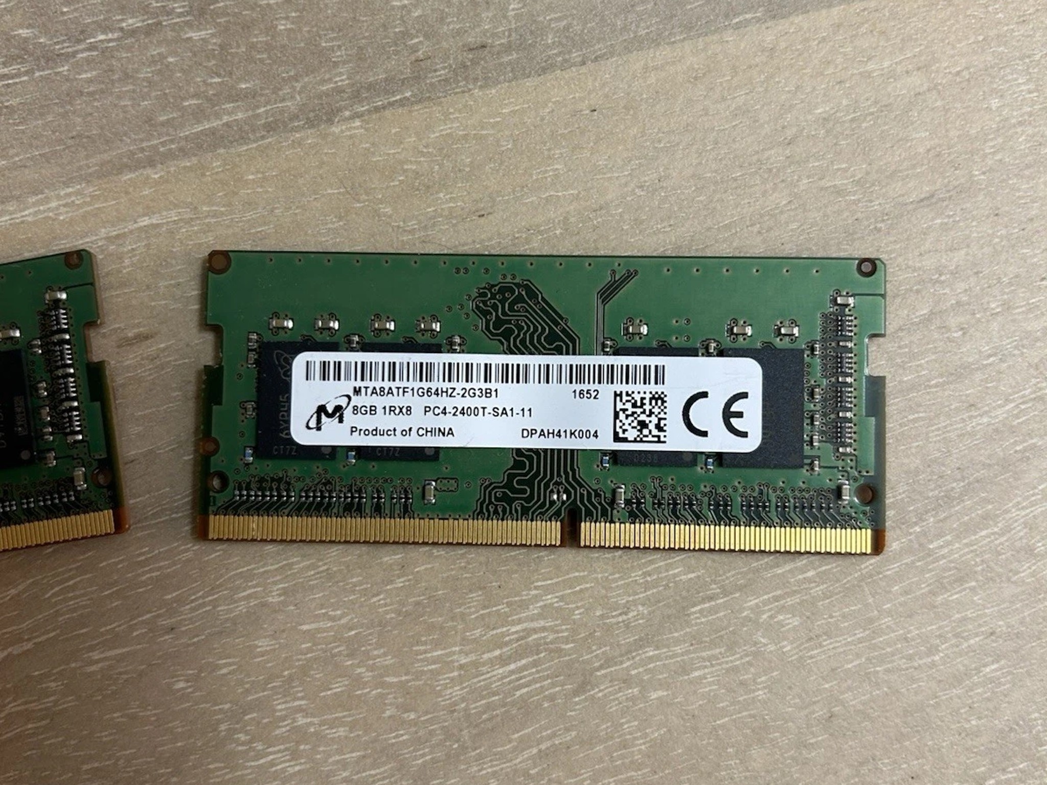 16GB (2x8GB) Micron DDR4 SODIMM Laptop RAM PC4-2400T1Rx8 MTA8ATF1G64HZ