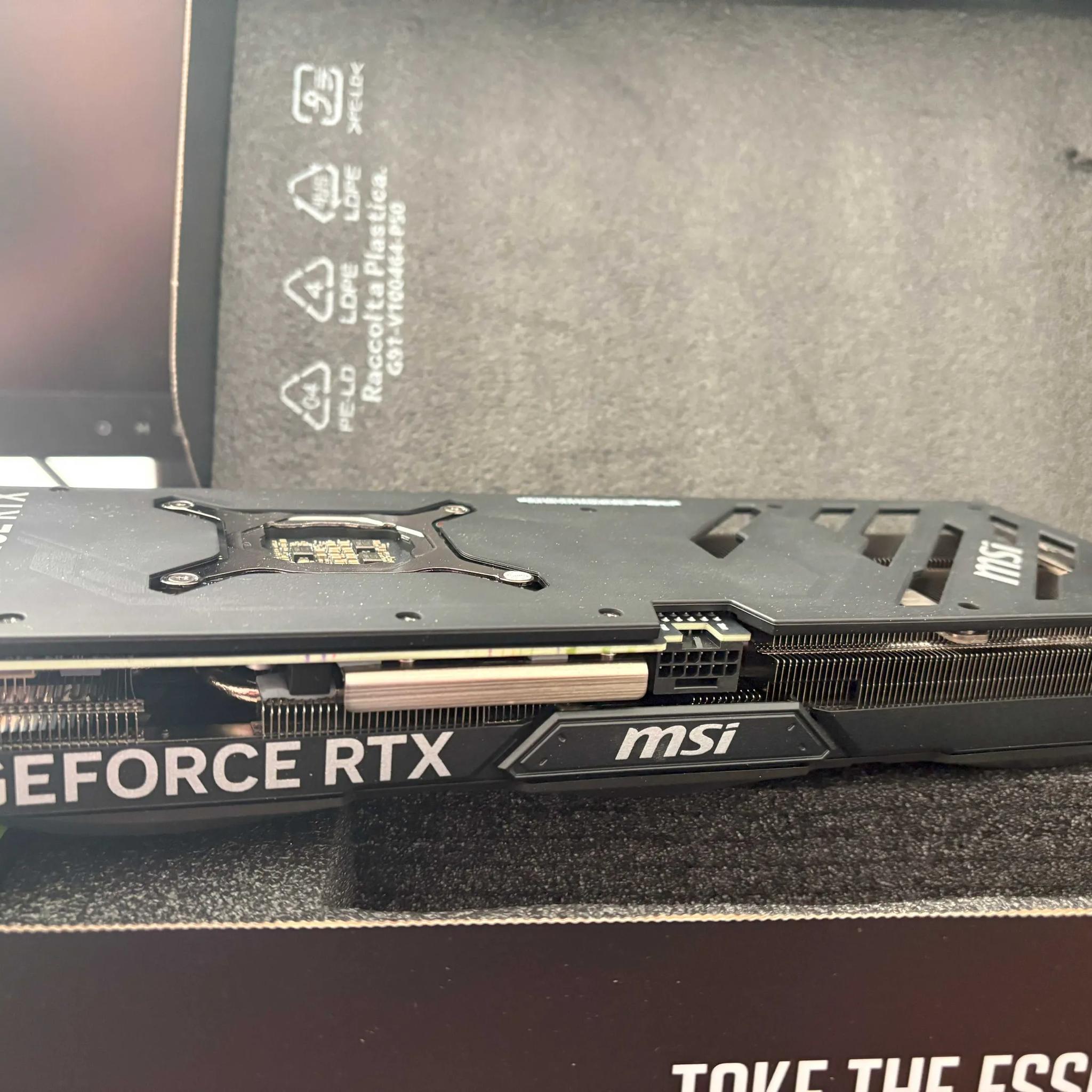 MSI Shadow 3X Geforce RTX 4070TI Super