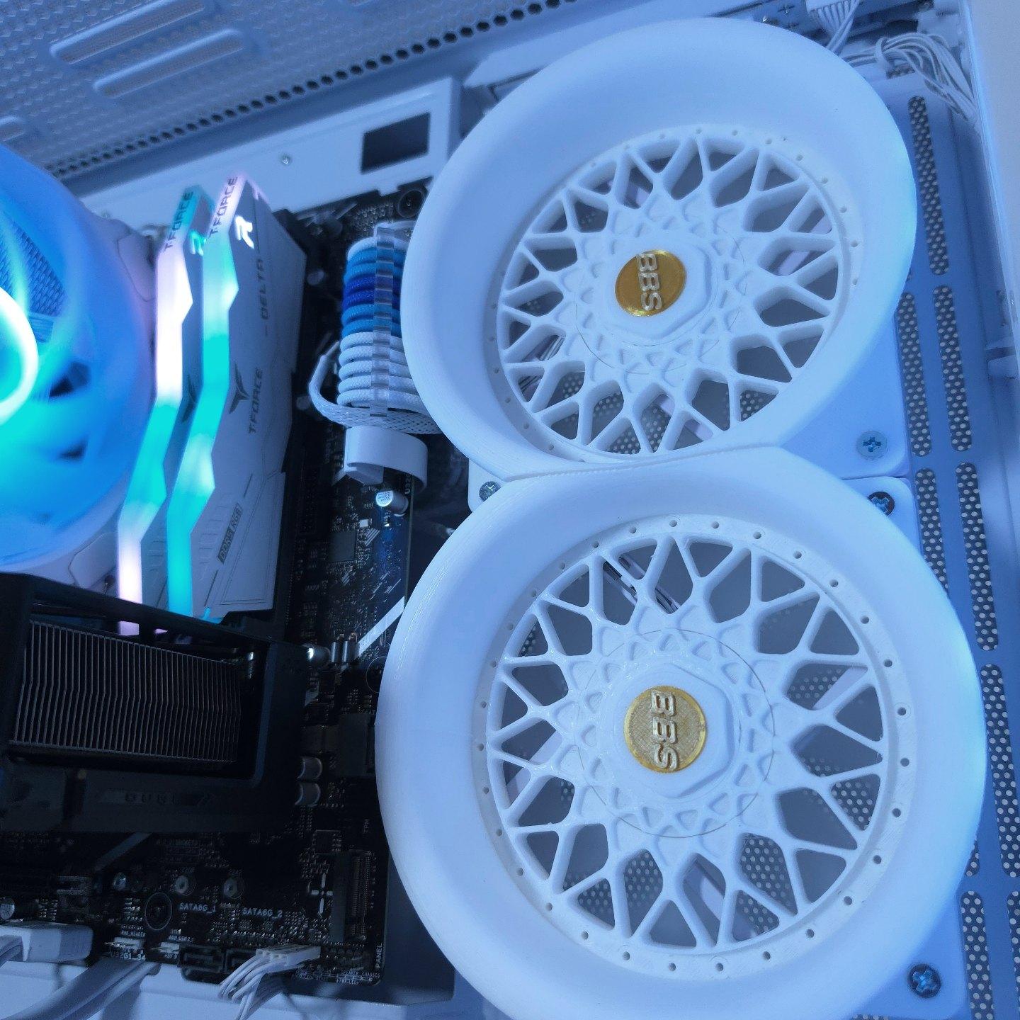 ASUS RTX 4070 💙 Core i7 14700F