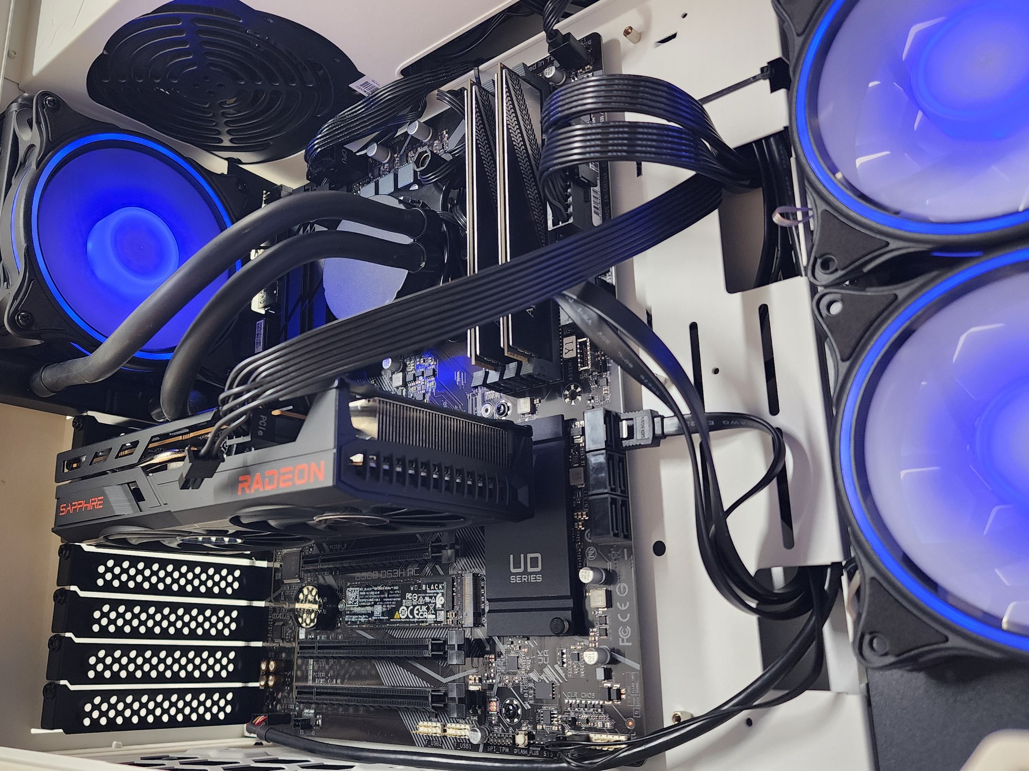 Gaming PC i5-10400F 16GB RAM 256GB SSD + 1TB HDD RX 6500 XT 4GB Win11 Computer