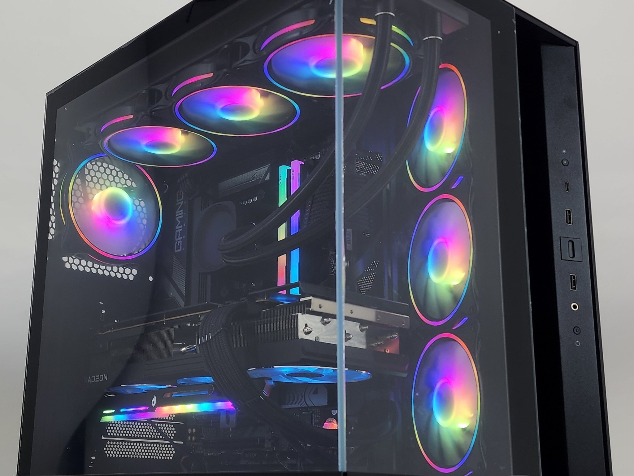 Gaming PC Ryzen 9 7950X 32GB RAM 2TB SSD RX 7900 XTX 24GB Win11 Computer
