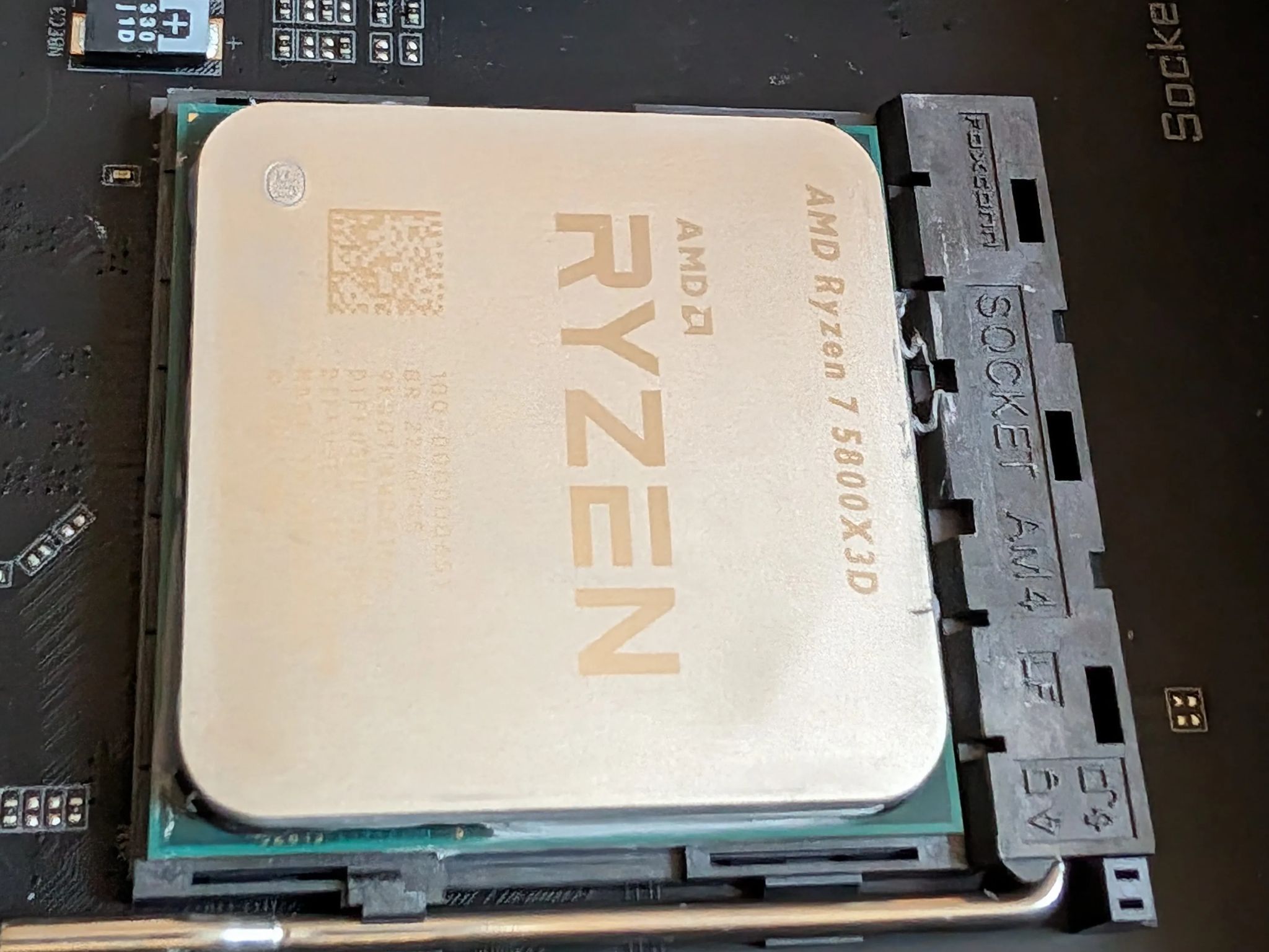 5800X3D, X570, 32GB, Dark Rock Pro 4