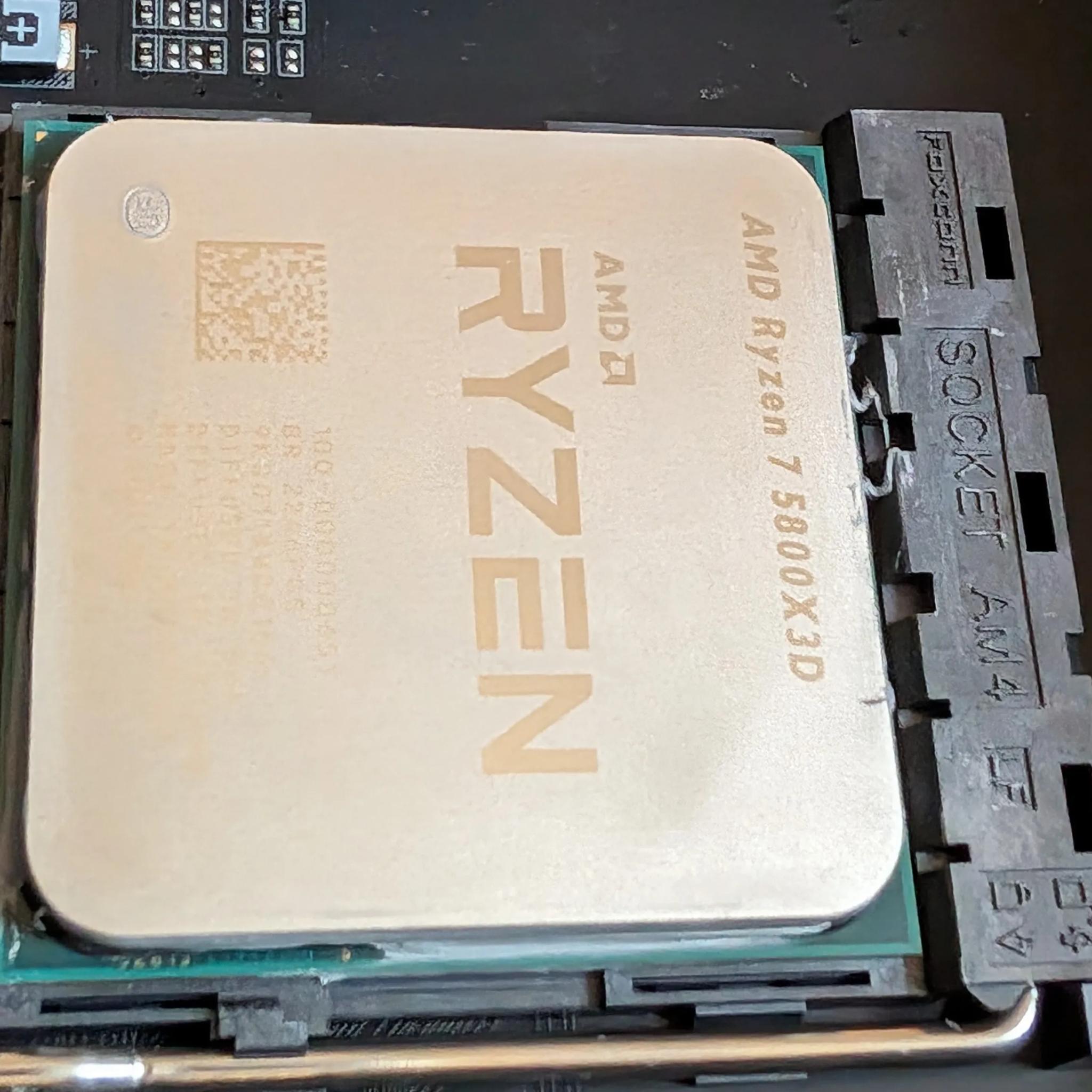 5800X3D, X570, 32GB, Dark Rock Pro 4