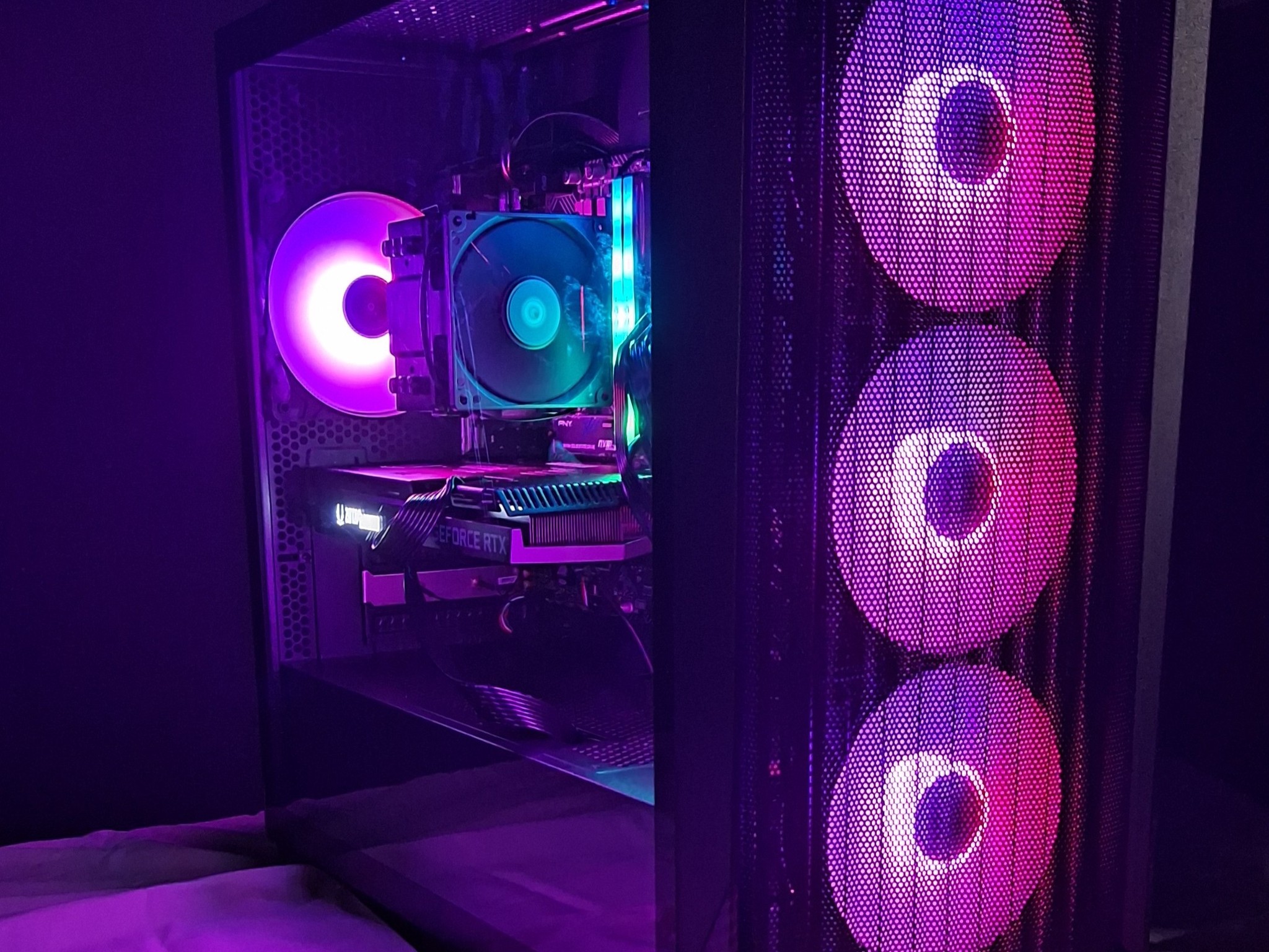 1440p Custom Gaming PC | RTX 3070 | i5-12600KF | 32GB DDR4 RAM | 2TB SSD | 850W PSU