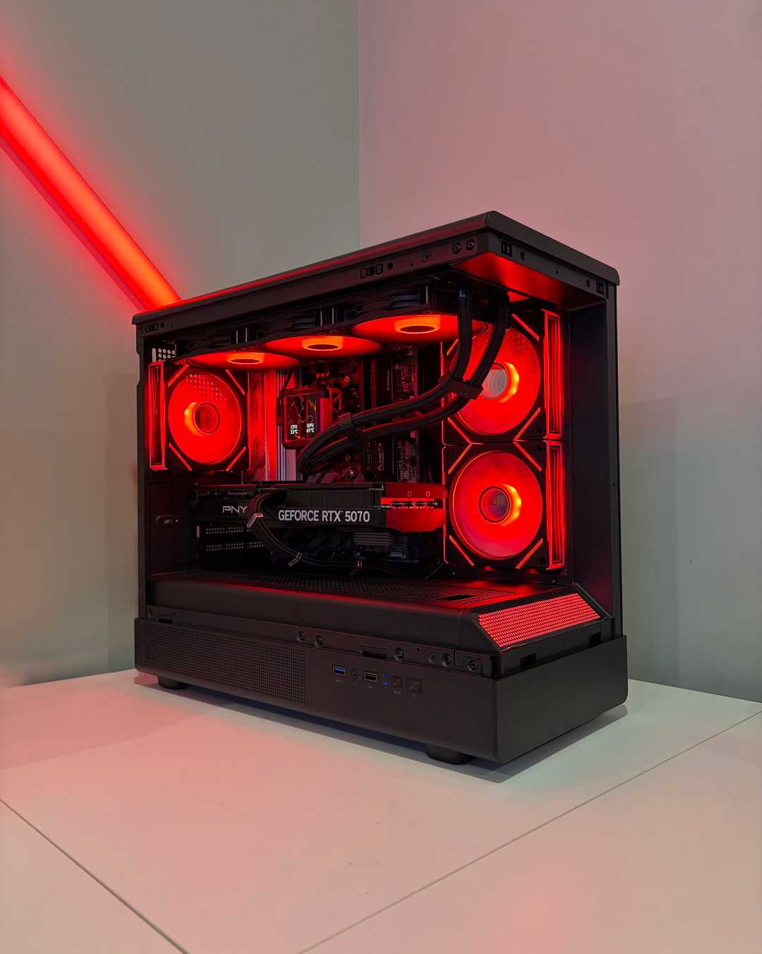 RTX 5070 | Ryzen 5 9600X | 32GB DDR5 RAM | Gaming PC | Jawa