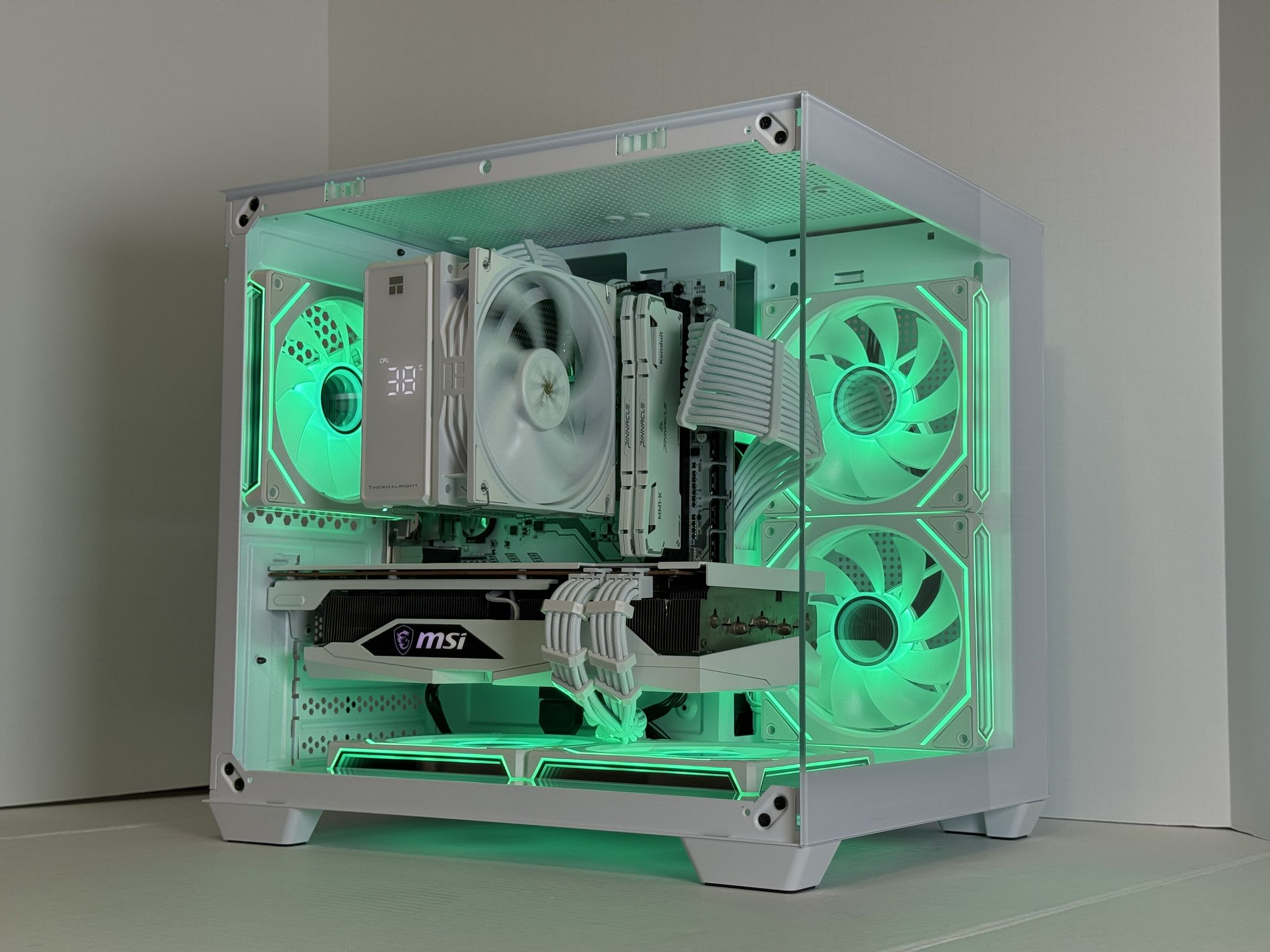 Infinite Cloud 1440p | RX 6700 XT | Ryzen 5 5600 | 1TB NVMe