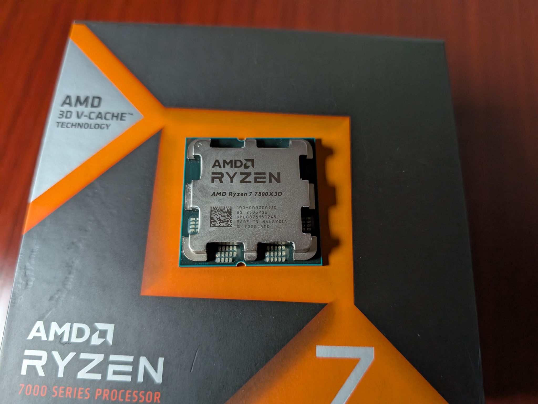 AMD Ryzen 7 7800X3D
