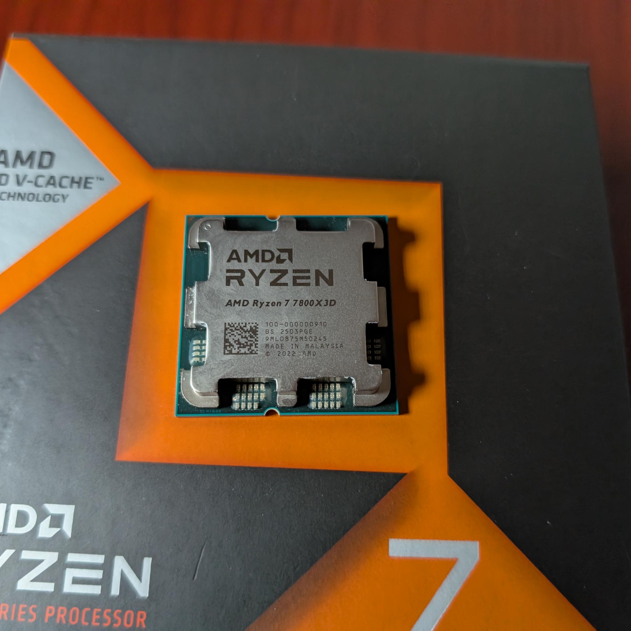 AMD Ryzen 7 7800X3D