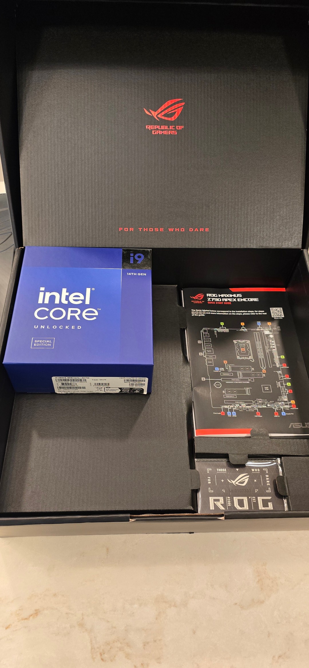 ASUS ROG MAXIMUS APEX ENCORE Z790 w/ Intel 14900KS & G.SKILL 48GB
