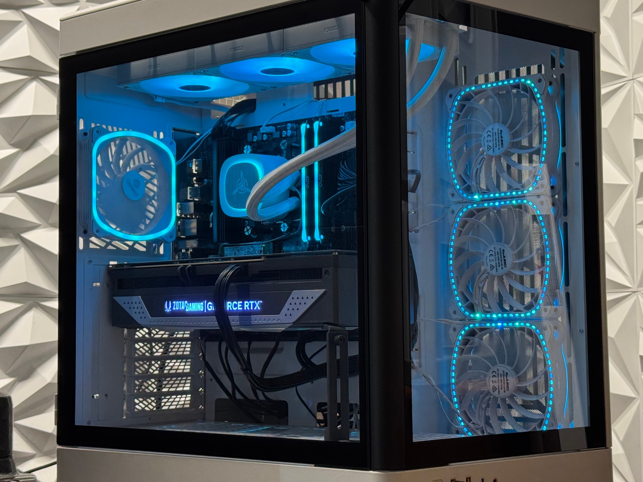 1440p/4k Pc / RTX 4070 Ti Super / Ryzen 9 7900x / 32GB DDR5 / 1TB SSD / Creator / Streaming / Gaming