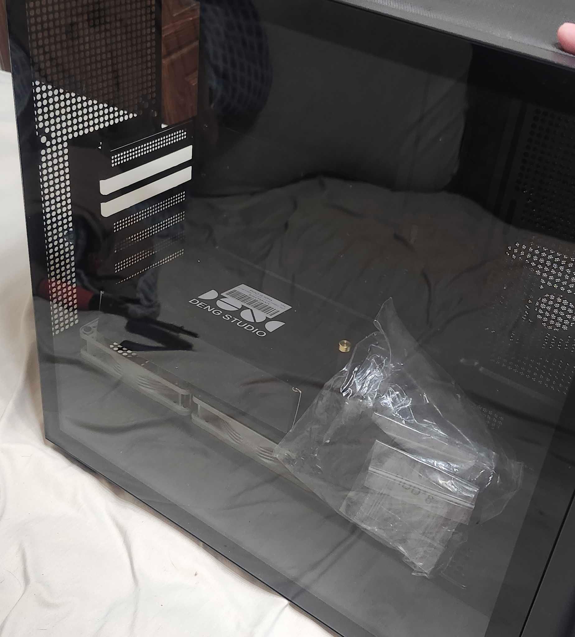 Montech XR Wood ATX