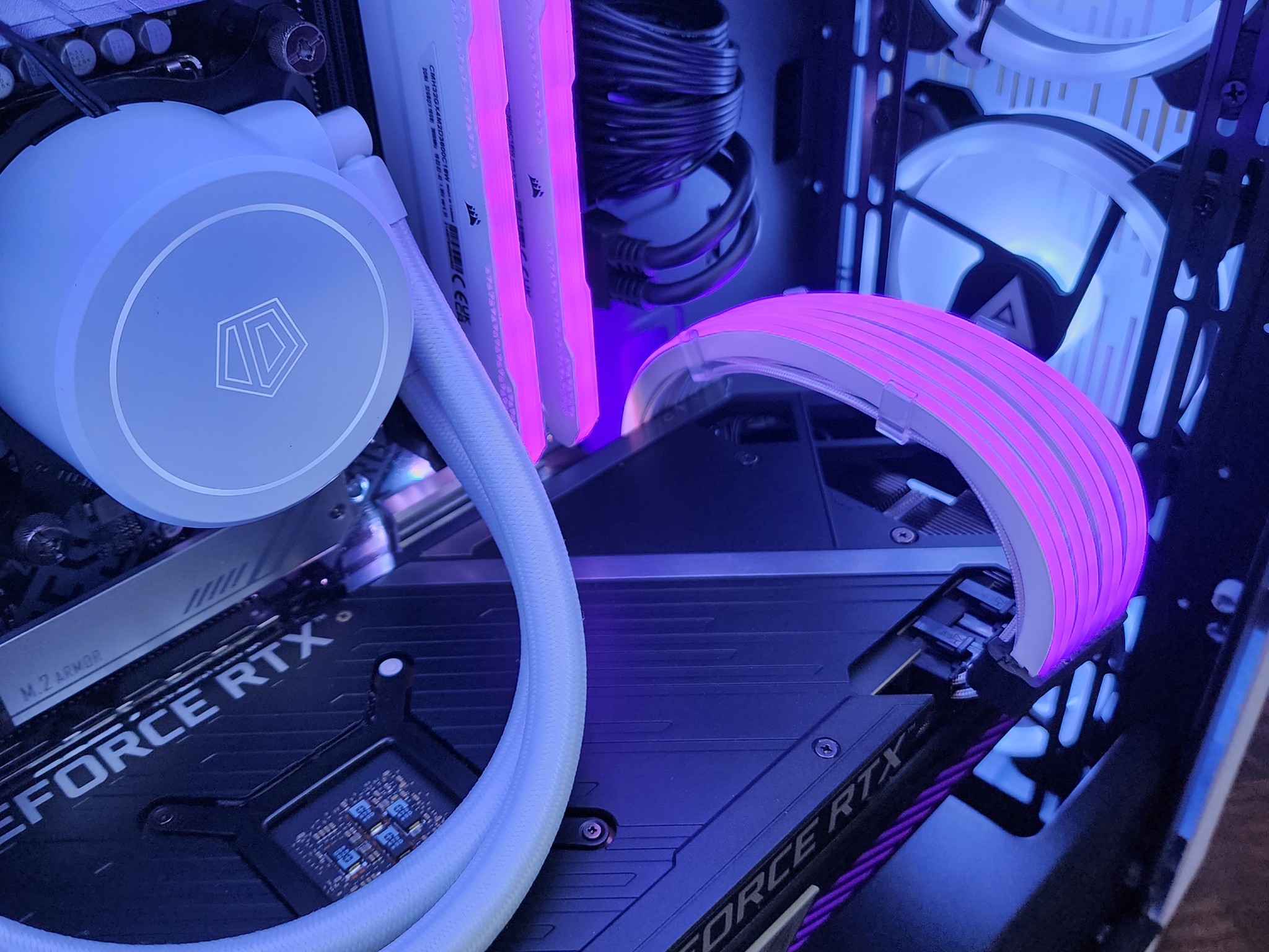 🤍💜💙 ROG RTX 3070 // Intel Core i7 10700 // Corsair Vengeance 32GB 3600MHz // Kingston 1TB NVMe