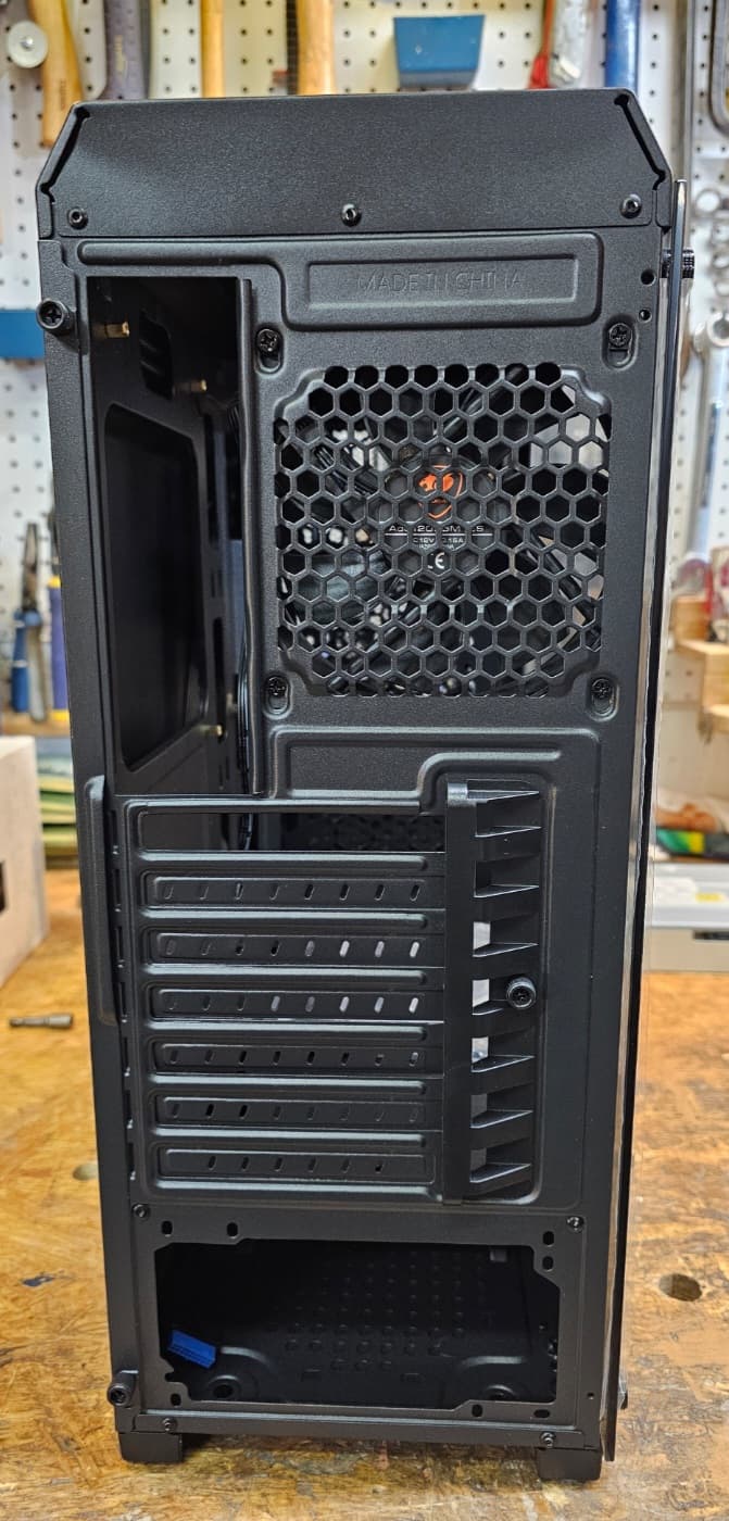 Cougar Glass Window Midi Tower