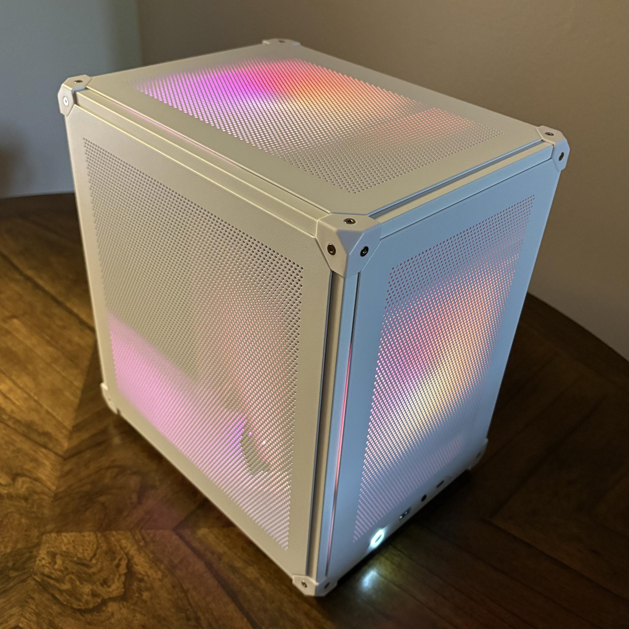 Minimalist White PC - Ryzen 3500 | RTX 3050 | 16GB RAM | 1TB NVMe SSD | WIFI 6E + BT 5.3 | Win11