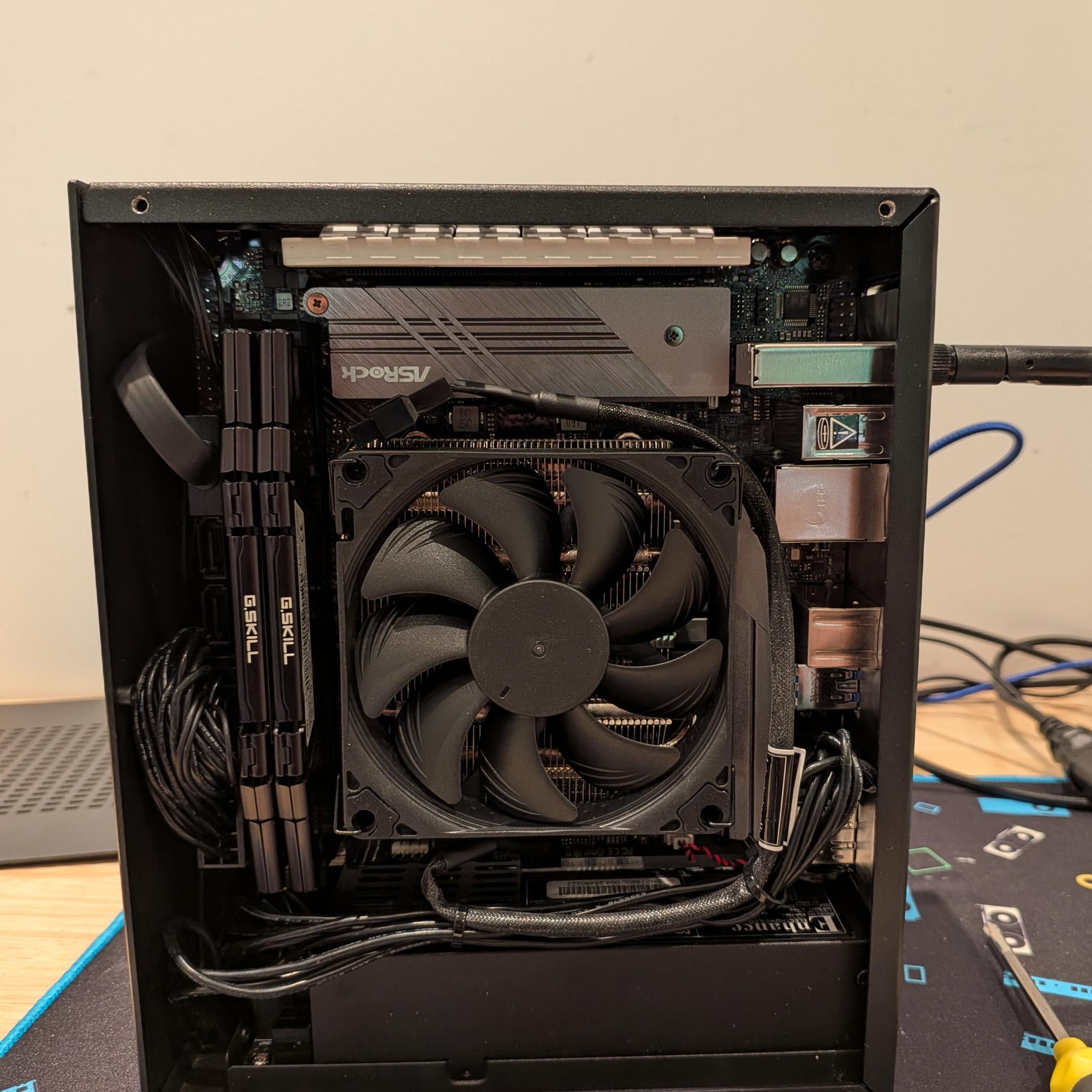 1080p Expeditioner - RTX 5060, Ryzen 5 5600X, 32 GB DDR4 RAM, 1 TB Gen 4 NVME