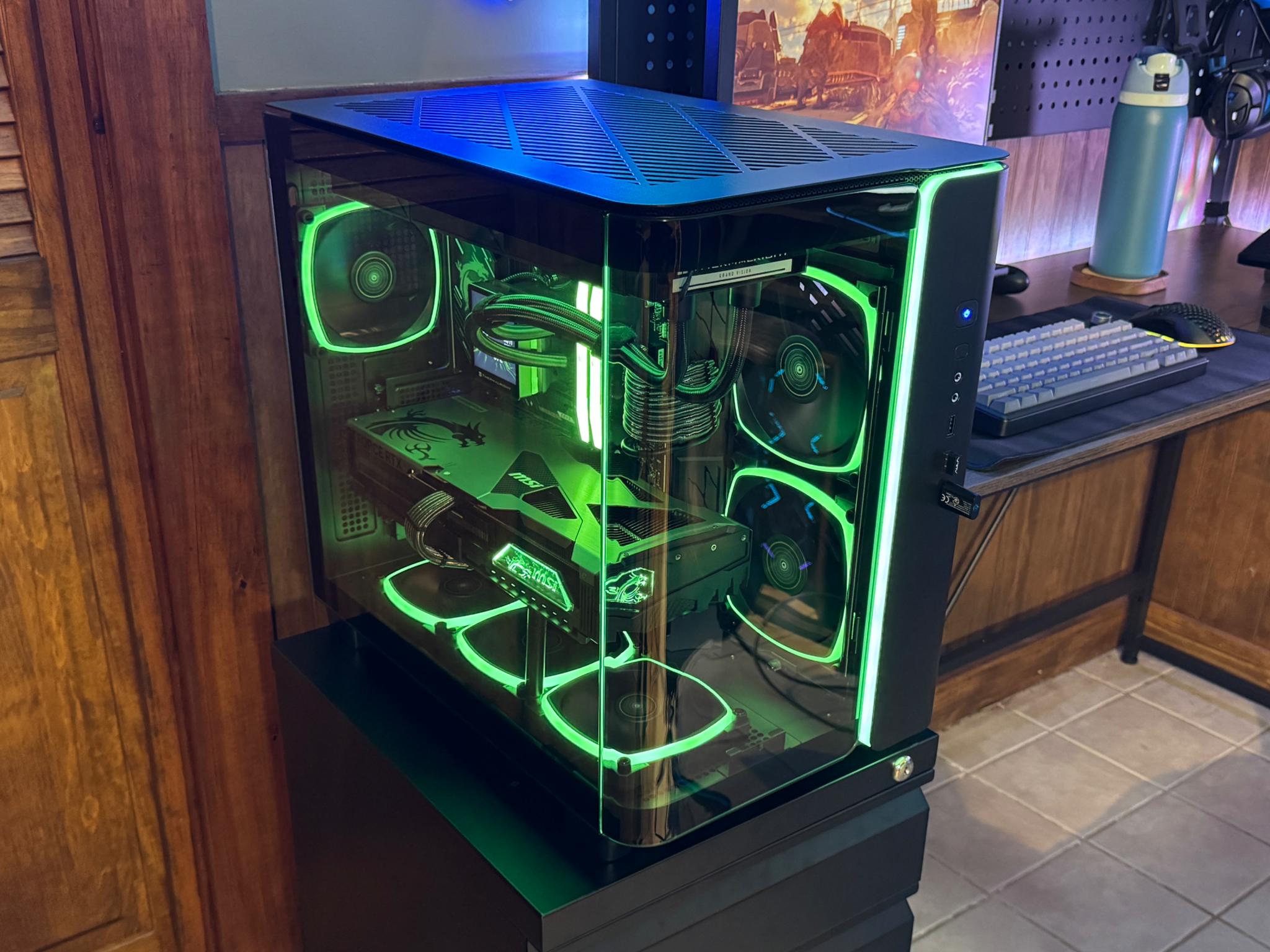Custom Gaming PC MSI Vanguard 5070ti 16GB, Ryzen 7800x3d, MSI X870 Motherboard, 32GB DDR5. 1440p 4k