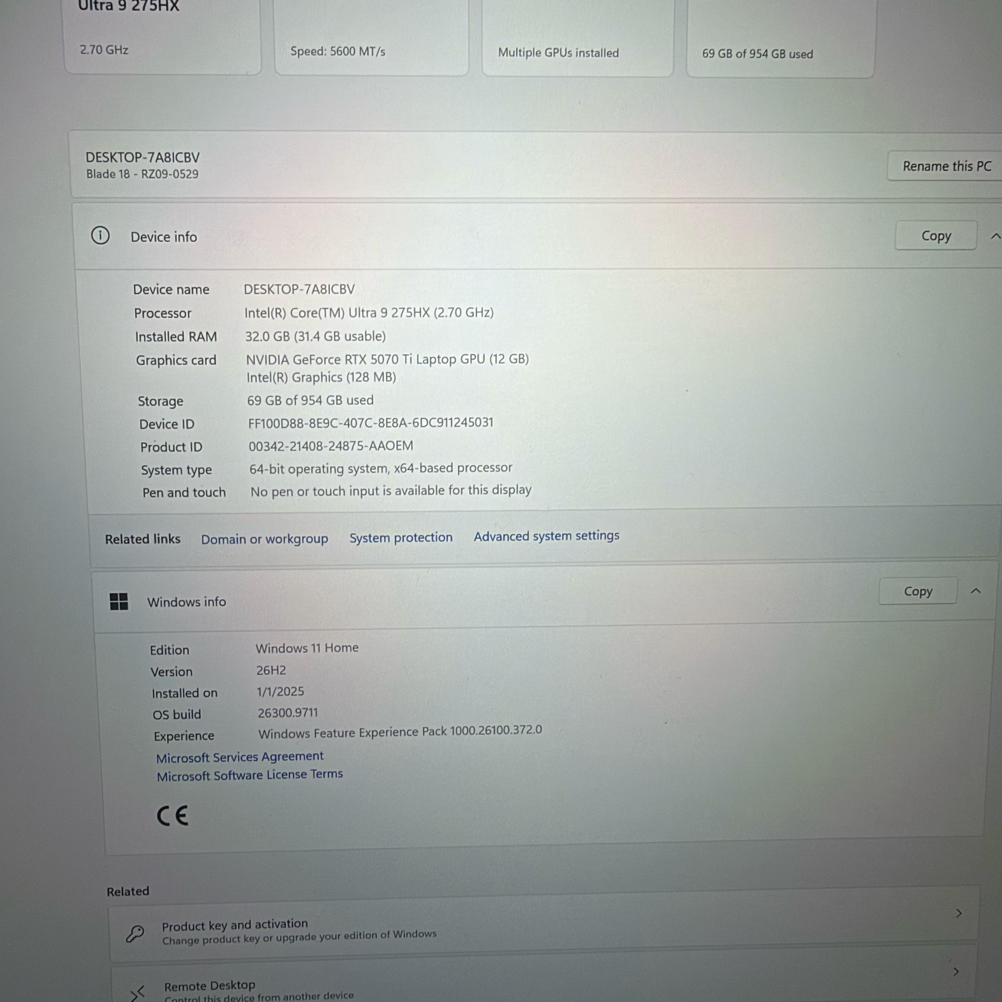 Razer Blade 18 240Hz UHD+ 2.7 GHz Ultra 9 275HX 32GB 1TB SSD NVIDIA RTX 5070 Ti