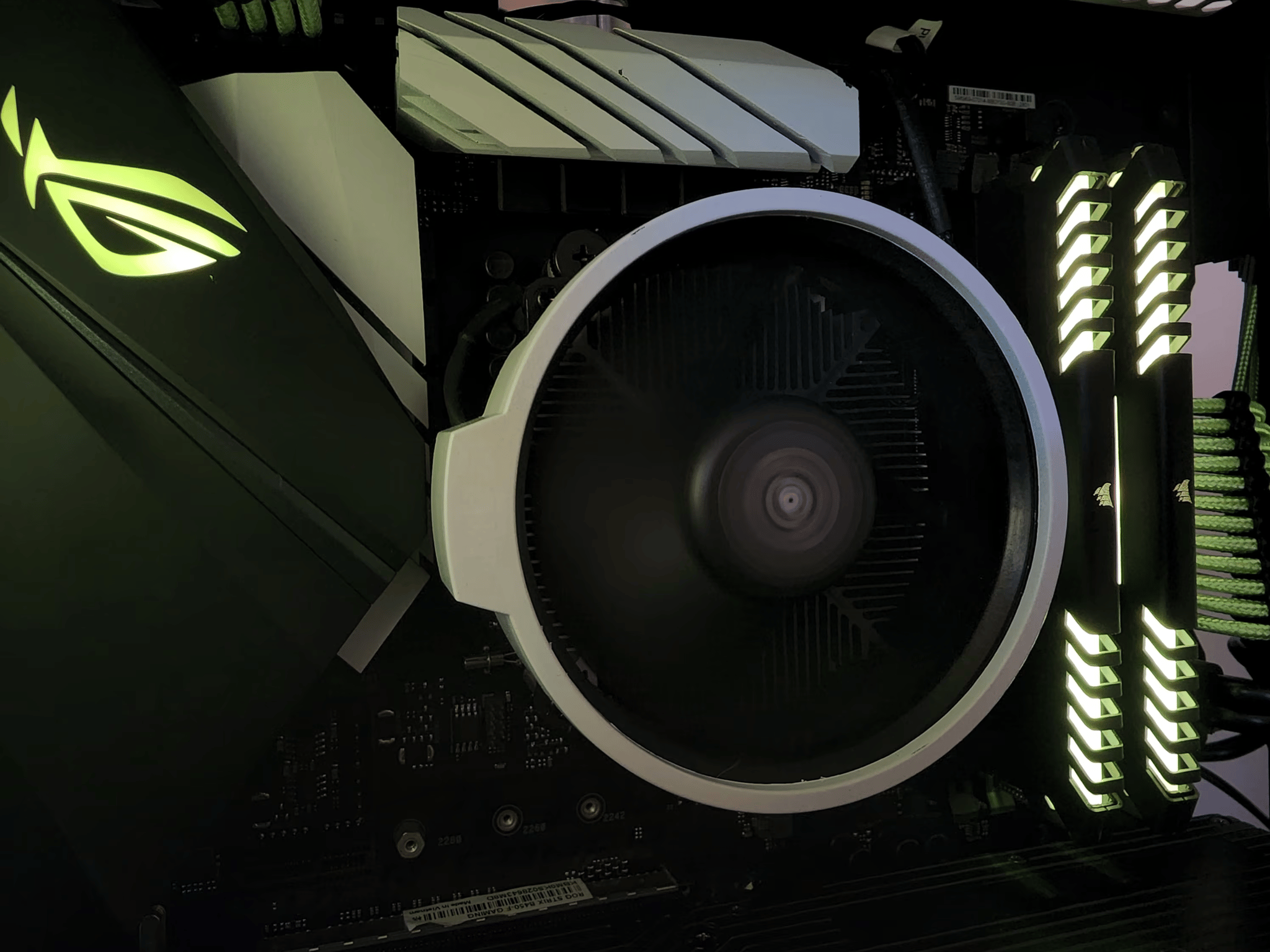 AMD Ryzen 5 3600 // Nvidia GeForce GTX 980 // Corsair Vengeance RGB 16GB 3200MHz