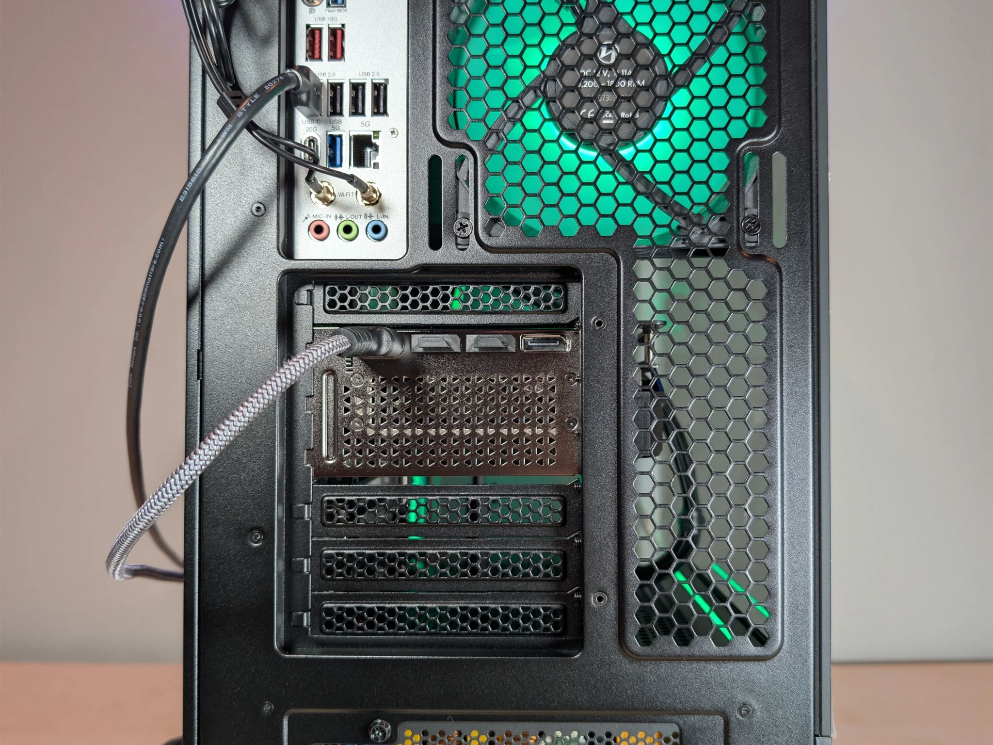 GeForce RTX 5080 Custom Gaming PC - Ryzen 7 9850X3D, 32GB RAM