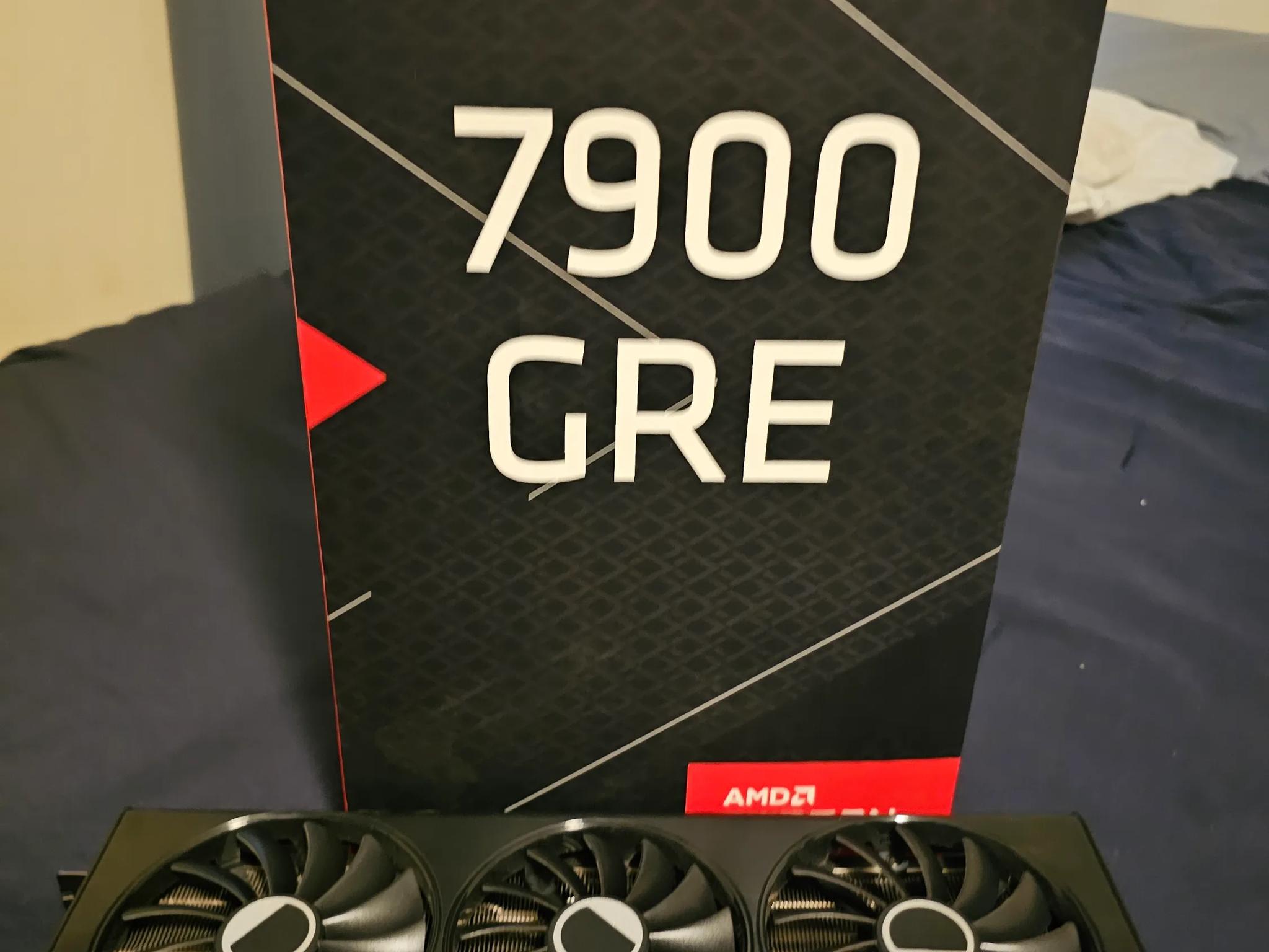 Almost new RX 7900 GRE 16Ggigs of Vram