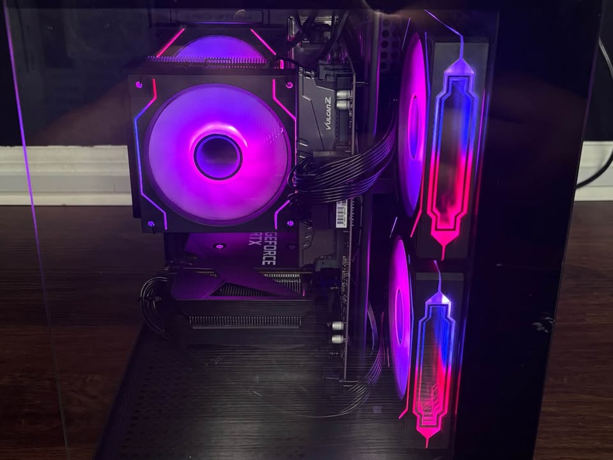 Black Gaming PC (RTX 3060 12GB + AMD Ryzen 5 3600 + 16GB DDR4 + SSD)