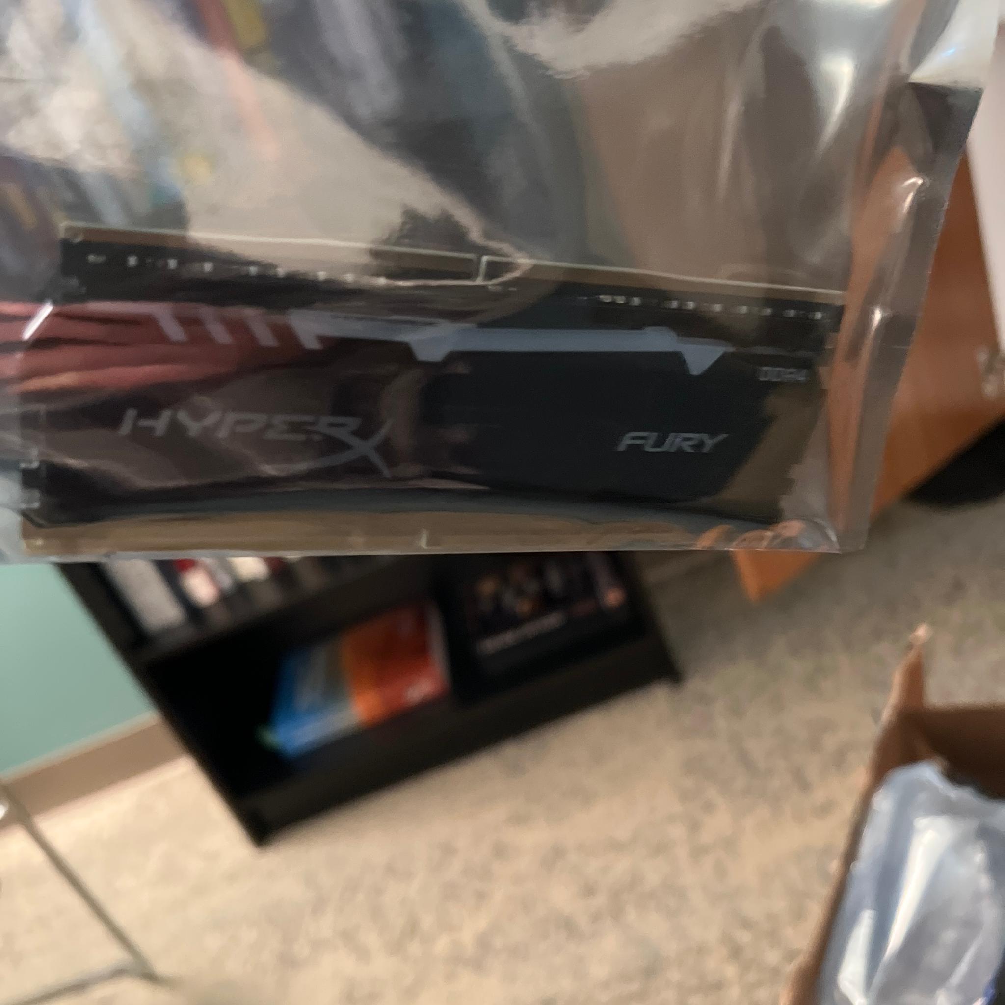 HP omen HyperX 32 GB DDR4-3733 MHz XMP RGB Heatsink RAM (2 x 16 GB)