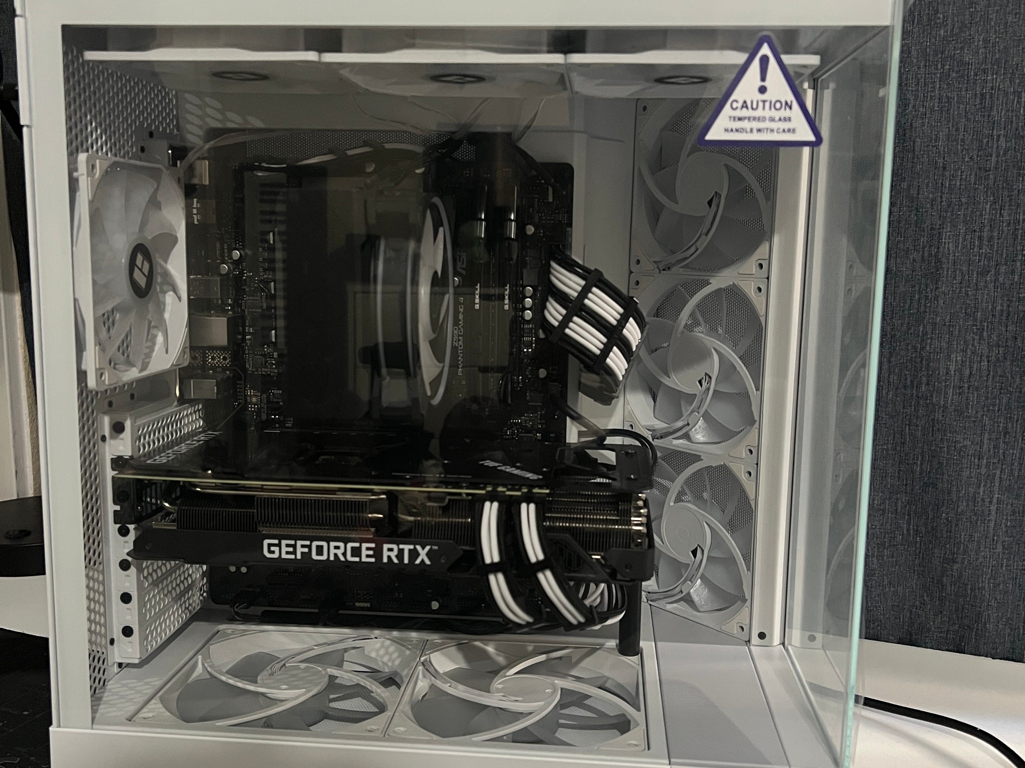 RTX 3070Ti • i7 10700K • 32GB DDR4 • 650W GOLD • 512GB SSD • GAMING PC