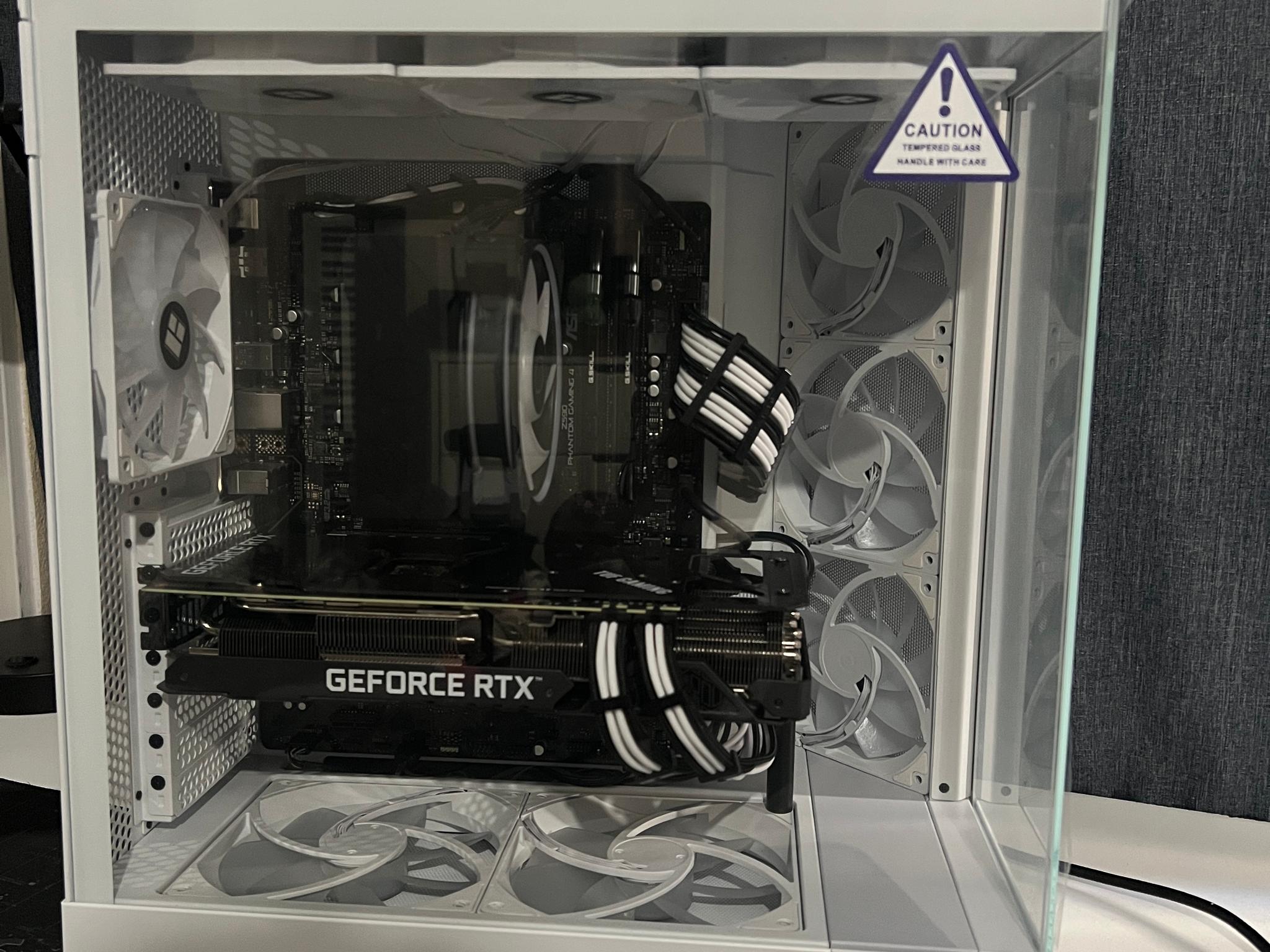 RTX 3070Ti • i7 10700K • 32GB DDR4 • 650W GOLD • 512GB SSD • GAMING PC