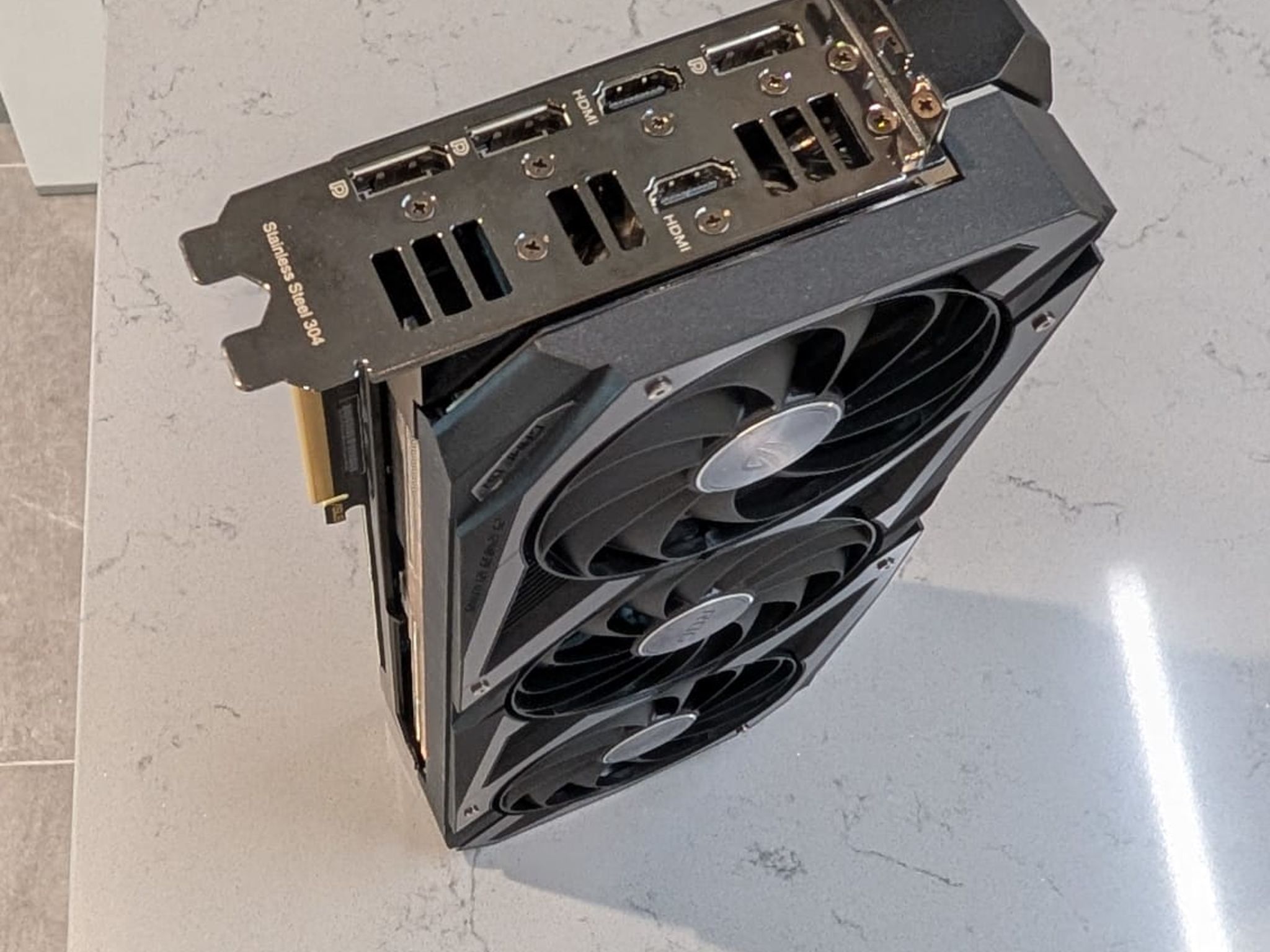 Clean and well-maintained - ASUS ROG Strix 3070 8GB