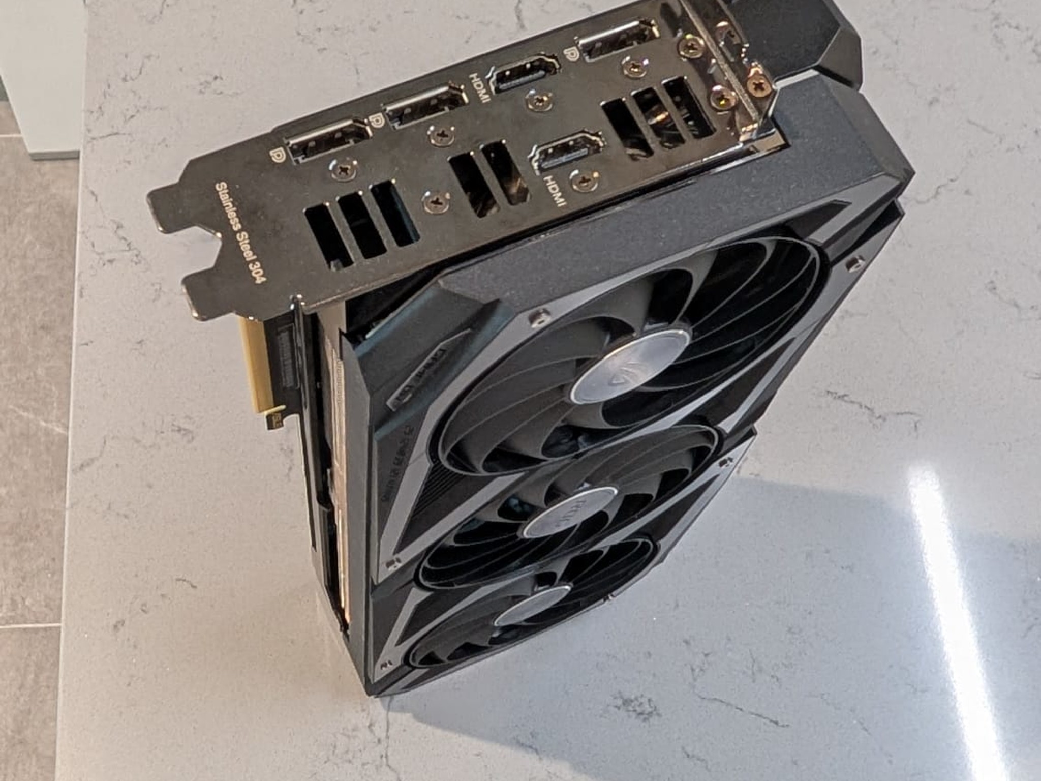 Clean and well-maintained - ASUS ROG Strix 3070 8GB