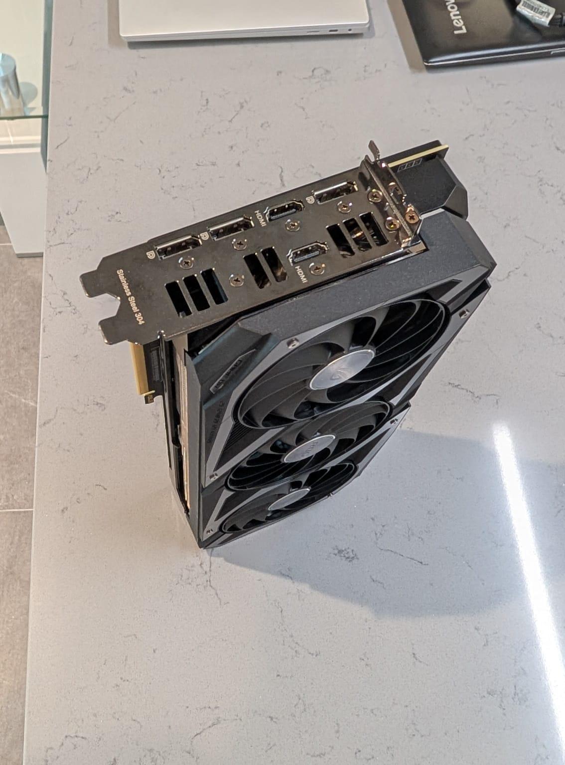 Clean and well-maintained - ASUS ROG Strix 3070 8GB