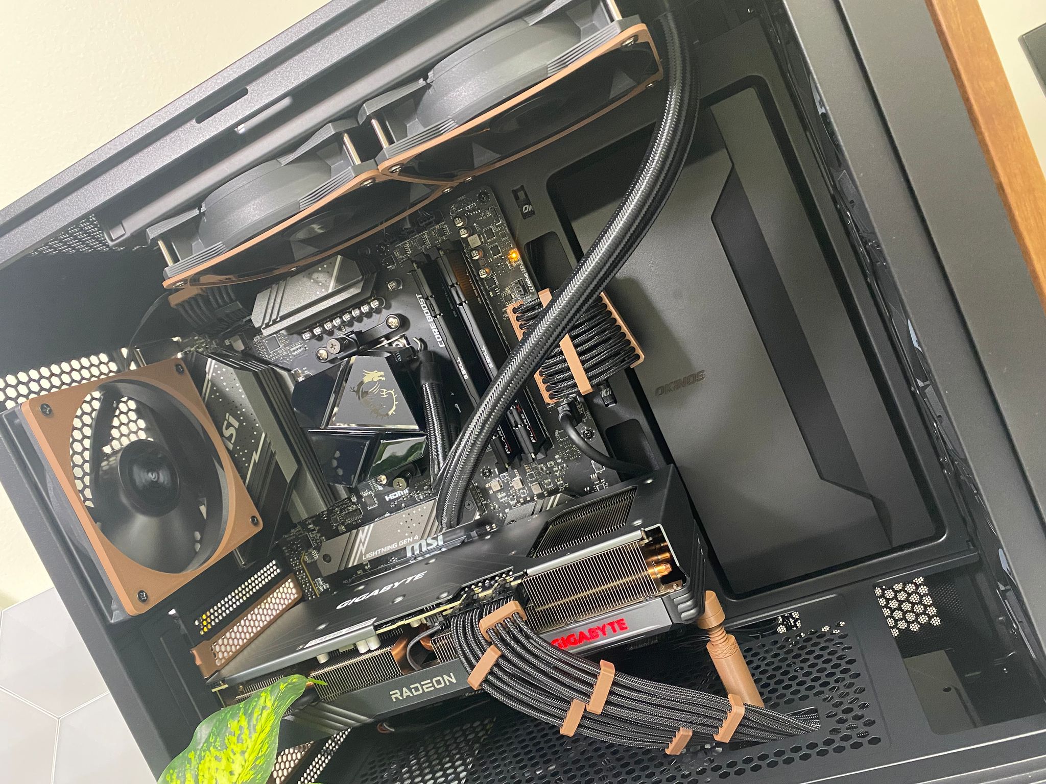 🌳Woodland Beast🌳-Ryzen 5 7600X/RX 7600 XT/32GB/1TB