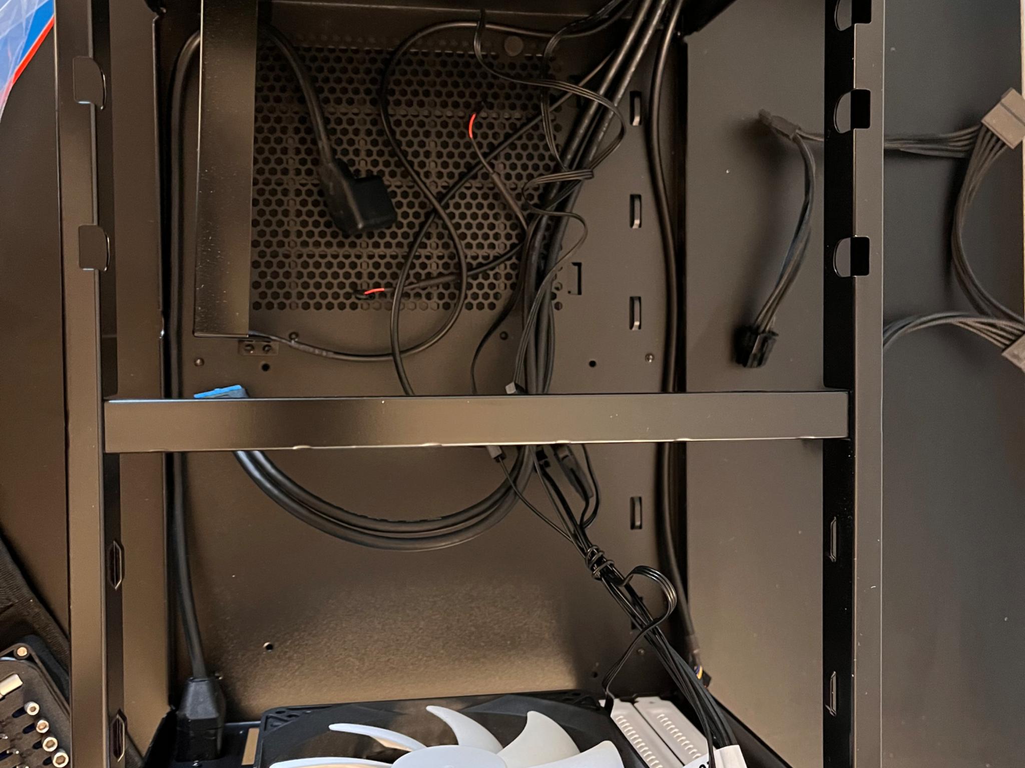 Fractal Node 304 - Like New