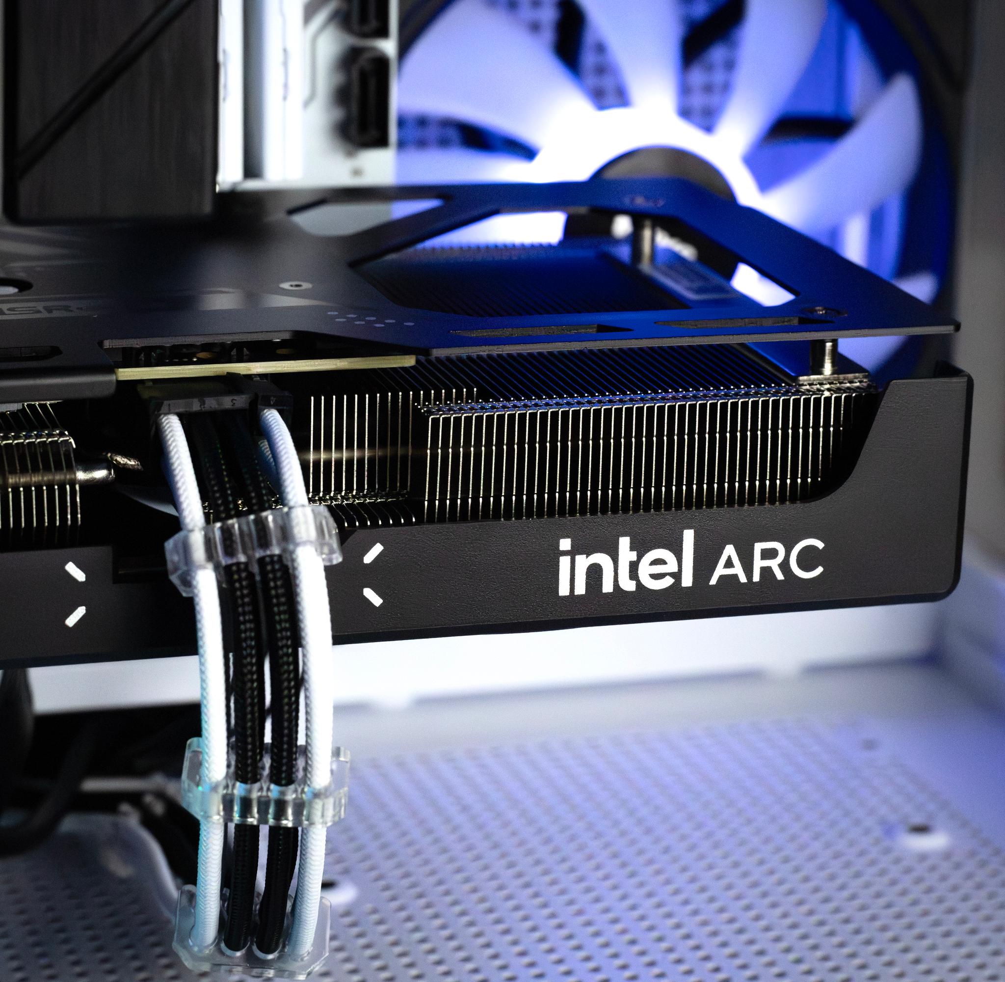 ⚫️🔵⚪️ ARC B570 | Ryzen 5 5600 | 32GB DDR4 | 1TB NVMe SSD