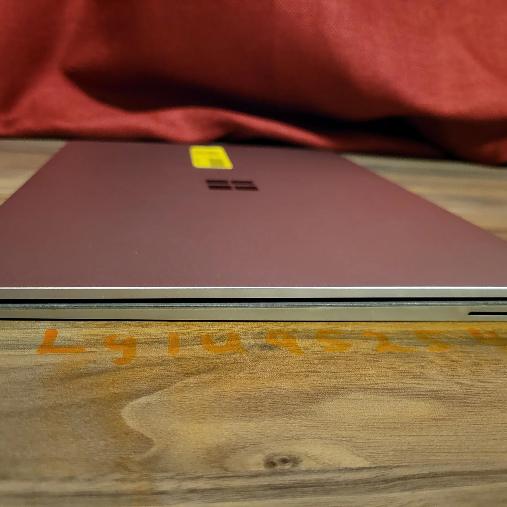 Microsoft Laptop 4 - 256gb ssd - 13.5" Touchscreen - Ryzen 5