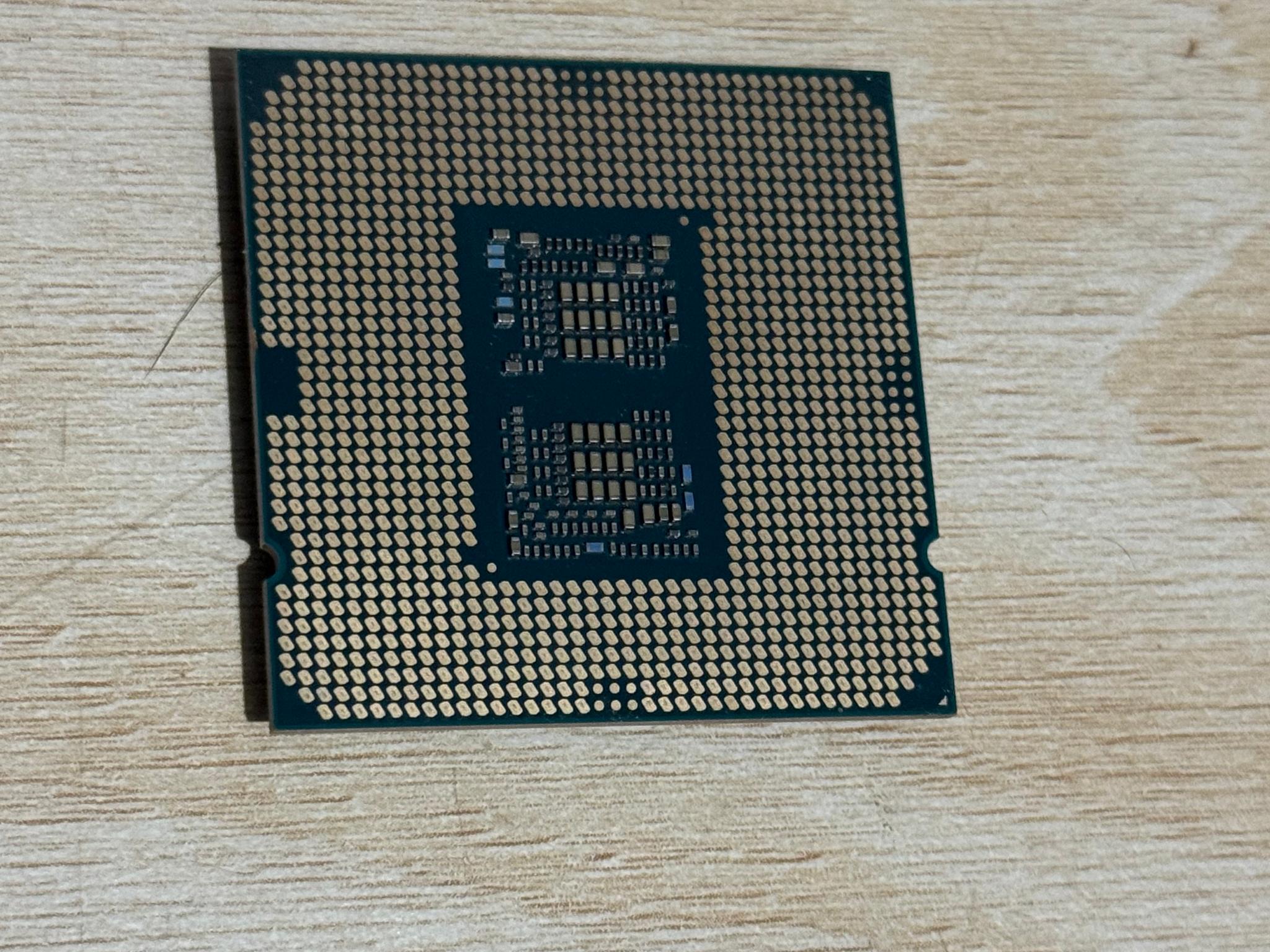 Intel Core i9-10900F
