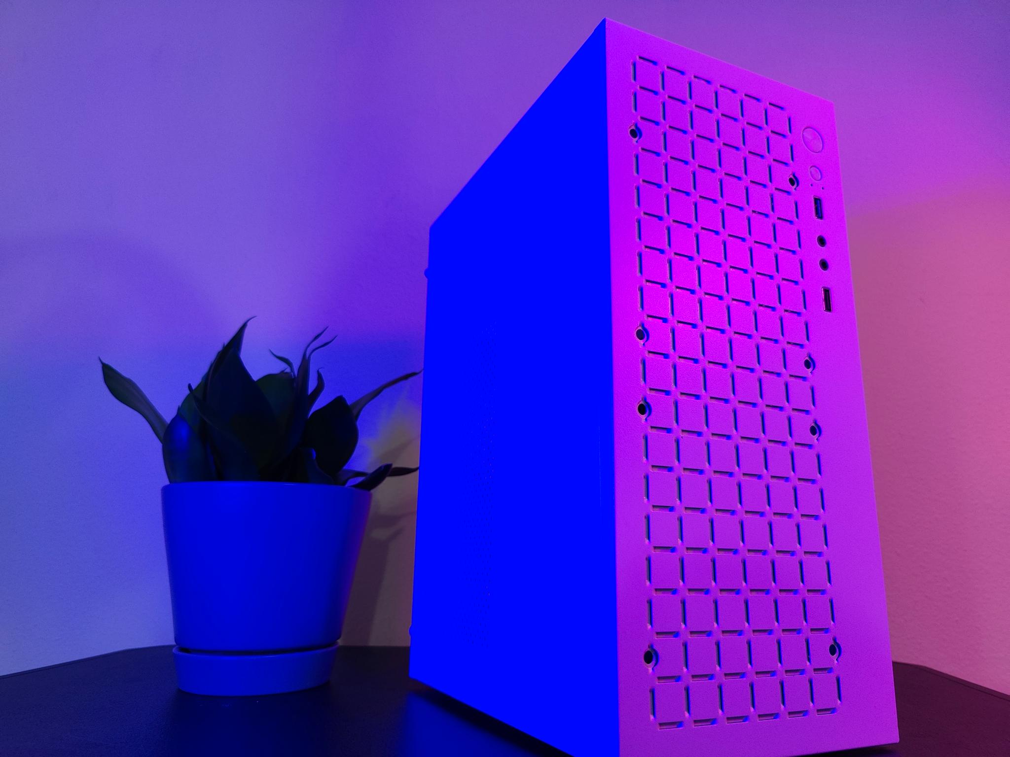 Custom Xeon 10C 20T 8GB RAM AMD FIREPRO S7000 Nobara Linux Gaming PC