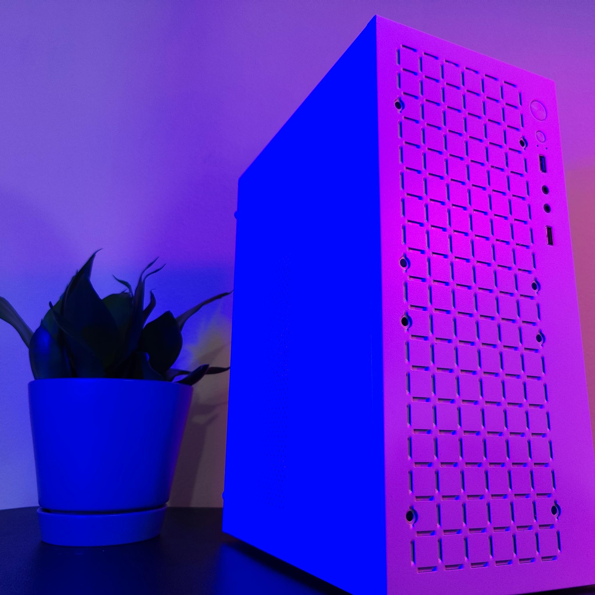 Custom Xeon 10C 20T 8GB RAM AMD FIREPRO S7000 Nobara Linux Gaming PC