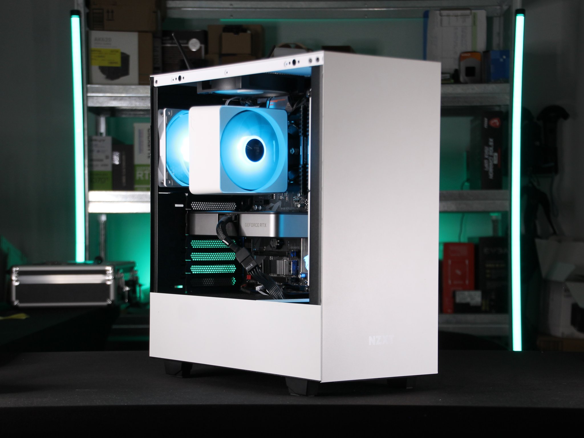 𝑨𝑿𝑰𝑶𝑴 // Ryzen 7 5700X, RTX 3070 // Mid-Range Gaming PC