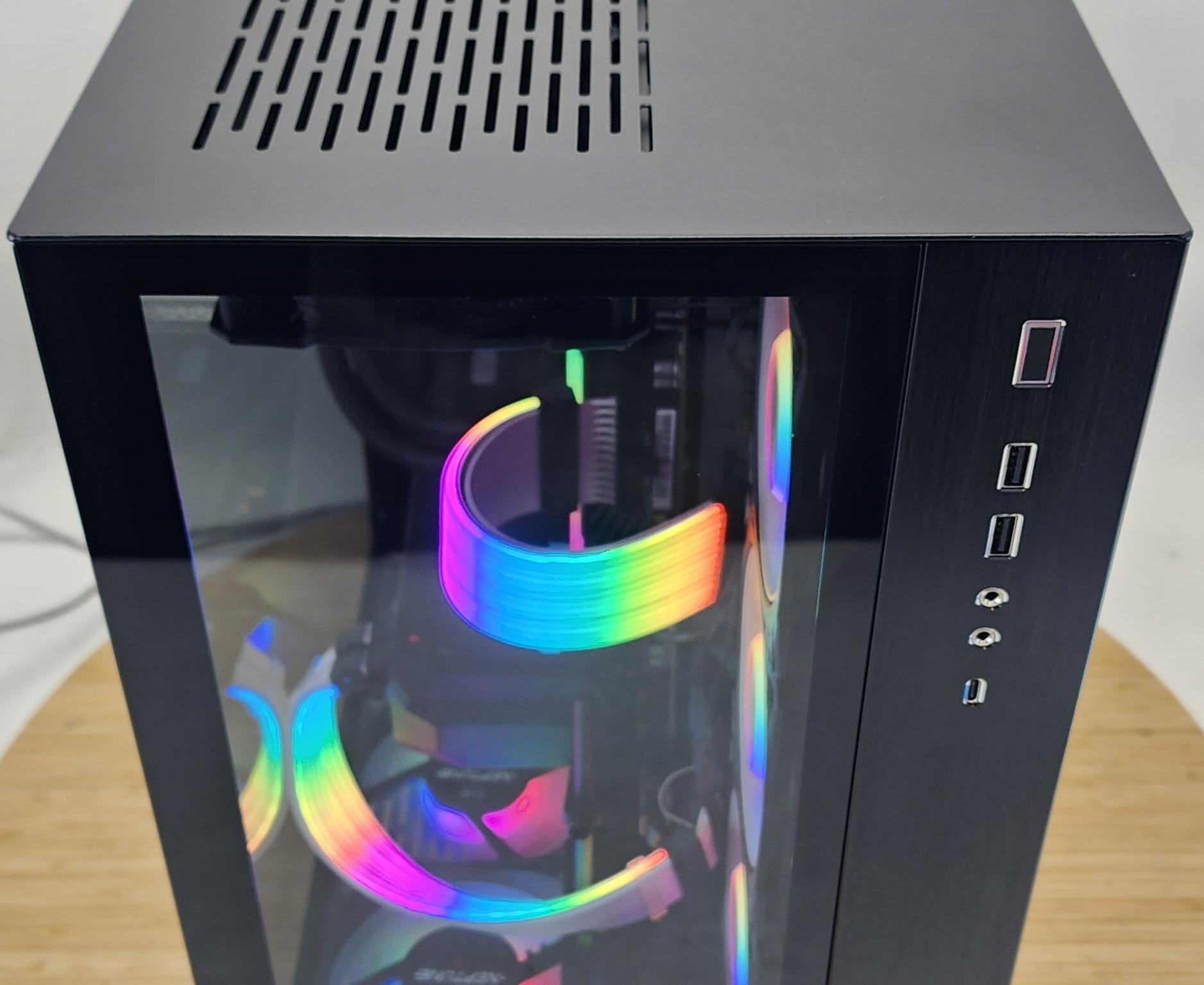 Gaming PC Ryzen 7 9700X 32GB RAM 1TB SSD RX 7900 XT 20GB Windows 11 Computer