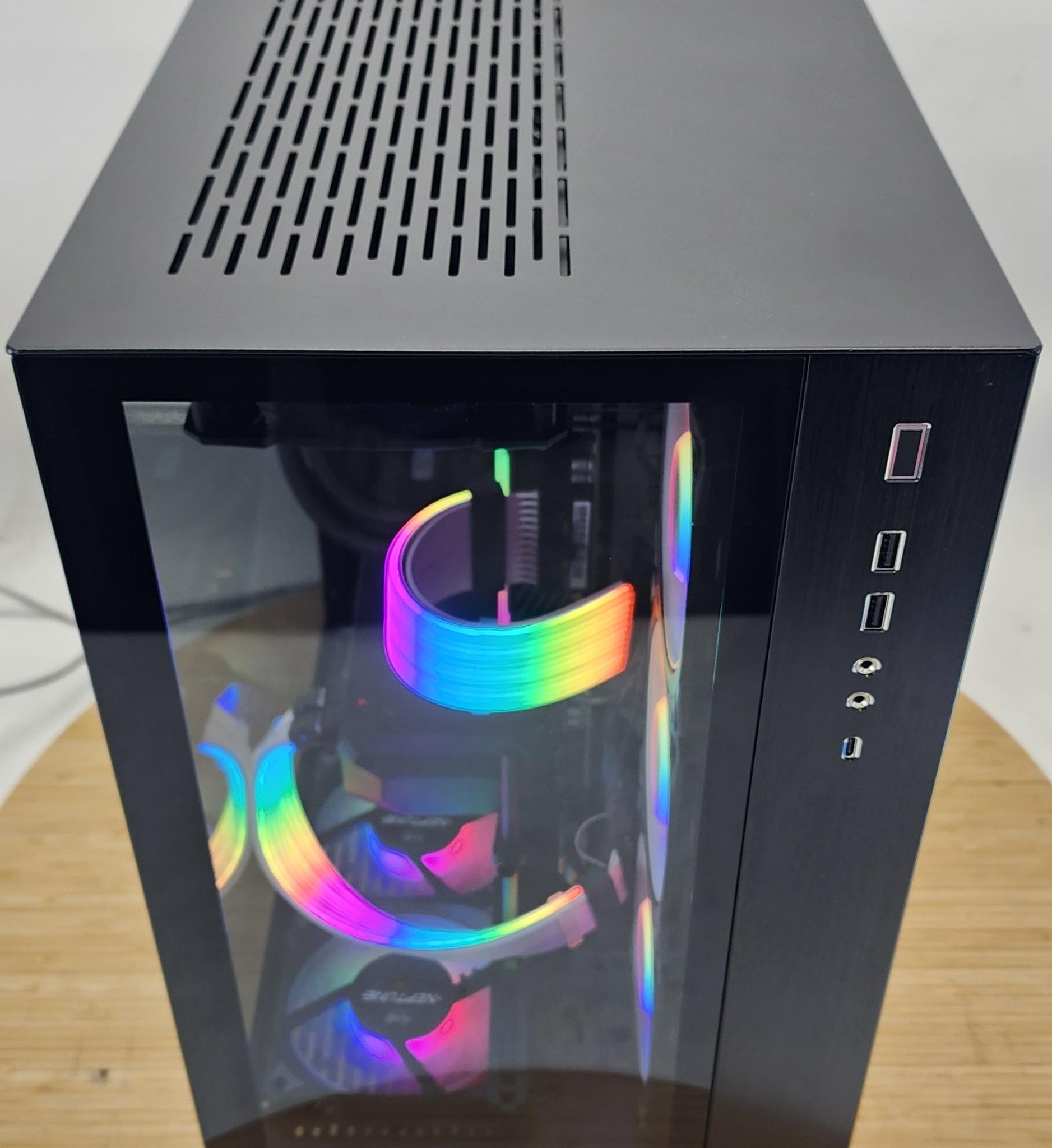 Gaming PC Ryzen 7 9700X 32GB RAM 1TB SSD RX 7900 XT 20GB Windows 11 Computer