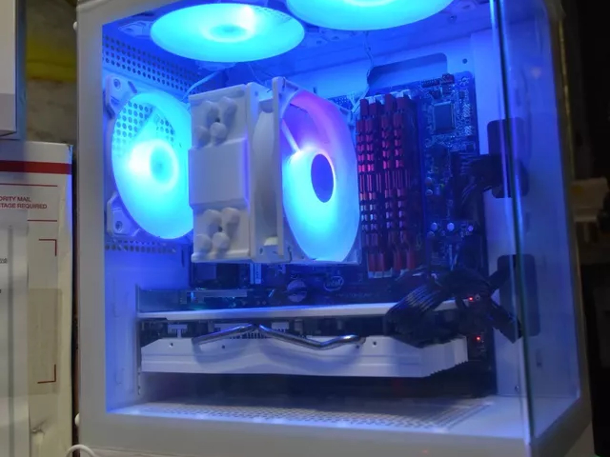 GAMING PC INTEL i7 3770 rx580 8 gb 24gb ram 500 WT PSU BUILT IN WIFI & BLUETOOH 512 GB M.2 &250 HHD