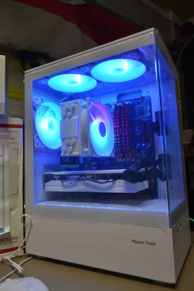 GAMING PC INTEL i7 3770 rx580 8 gb 24gb ram 500 WT PSU BUILT IN WIFI & BLUETOOH 512 GB M.2 &250 HHD