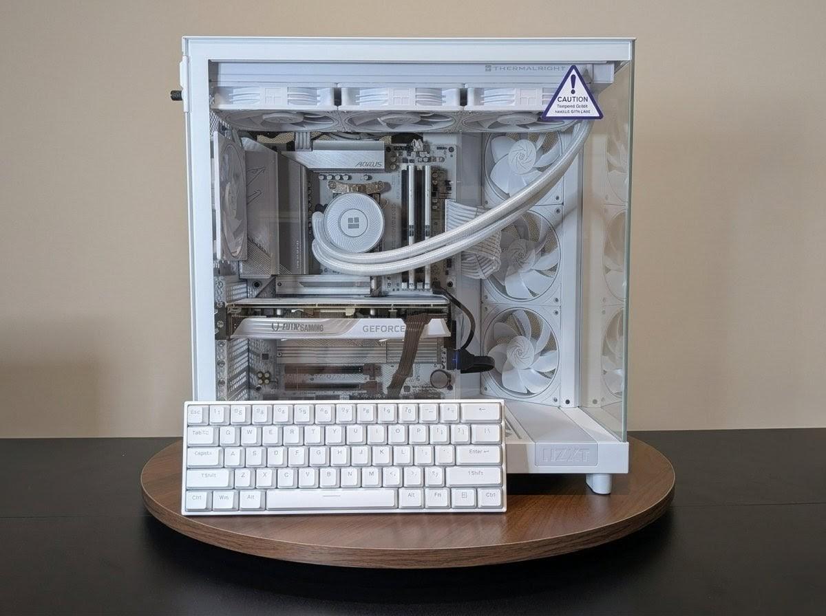 ❄️WHITE RTX 4070 SUPER PC | RYZEN 7600X3D | 32GB DDR5 | 1TB NVMe + 480GB SATA | WIFI&BT | WINDOWS 11