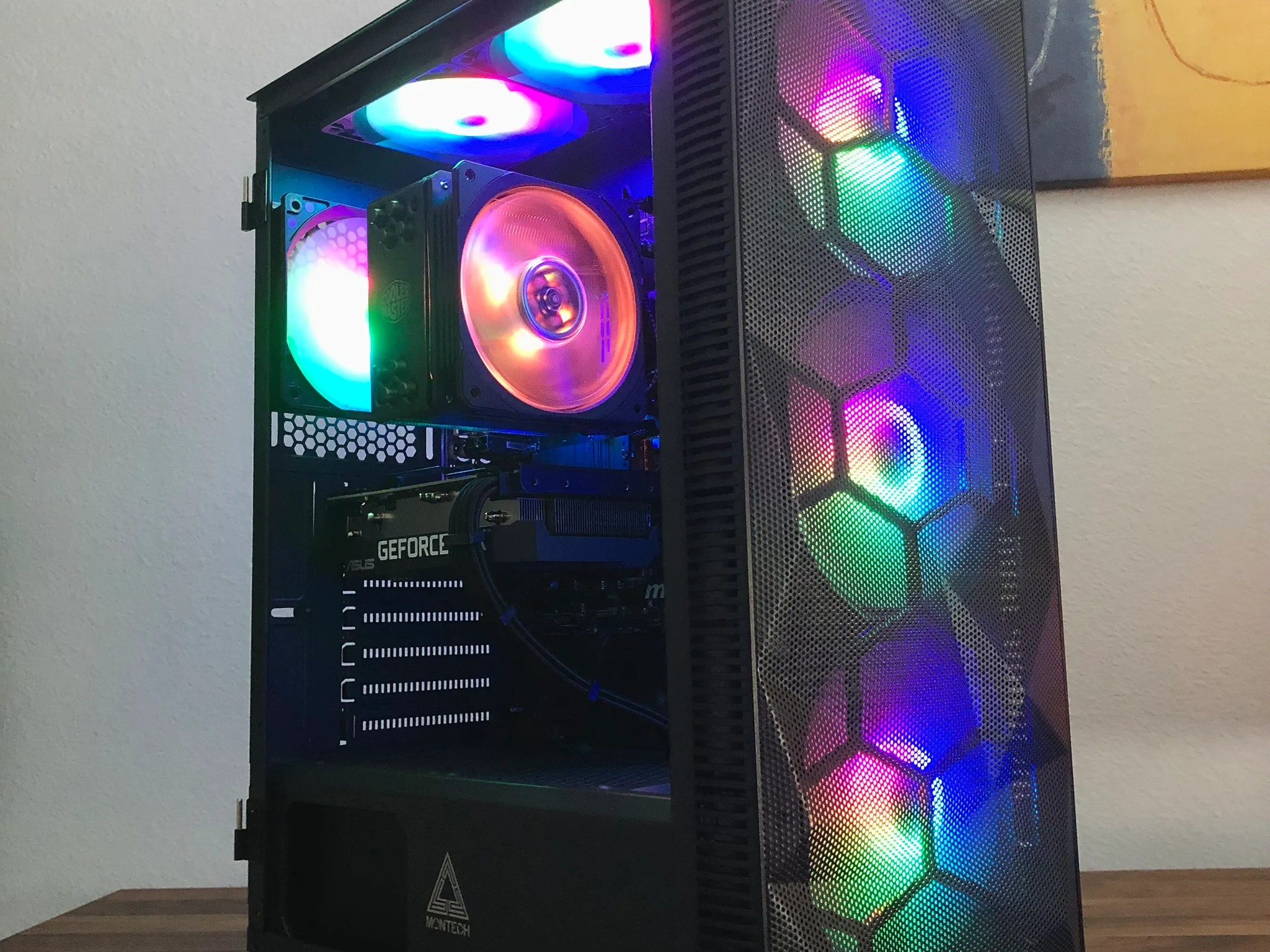 Ryzen 5 5600X | RTX 3050 | 16GB RAM | 1TB NVME