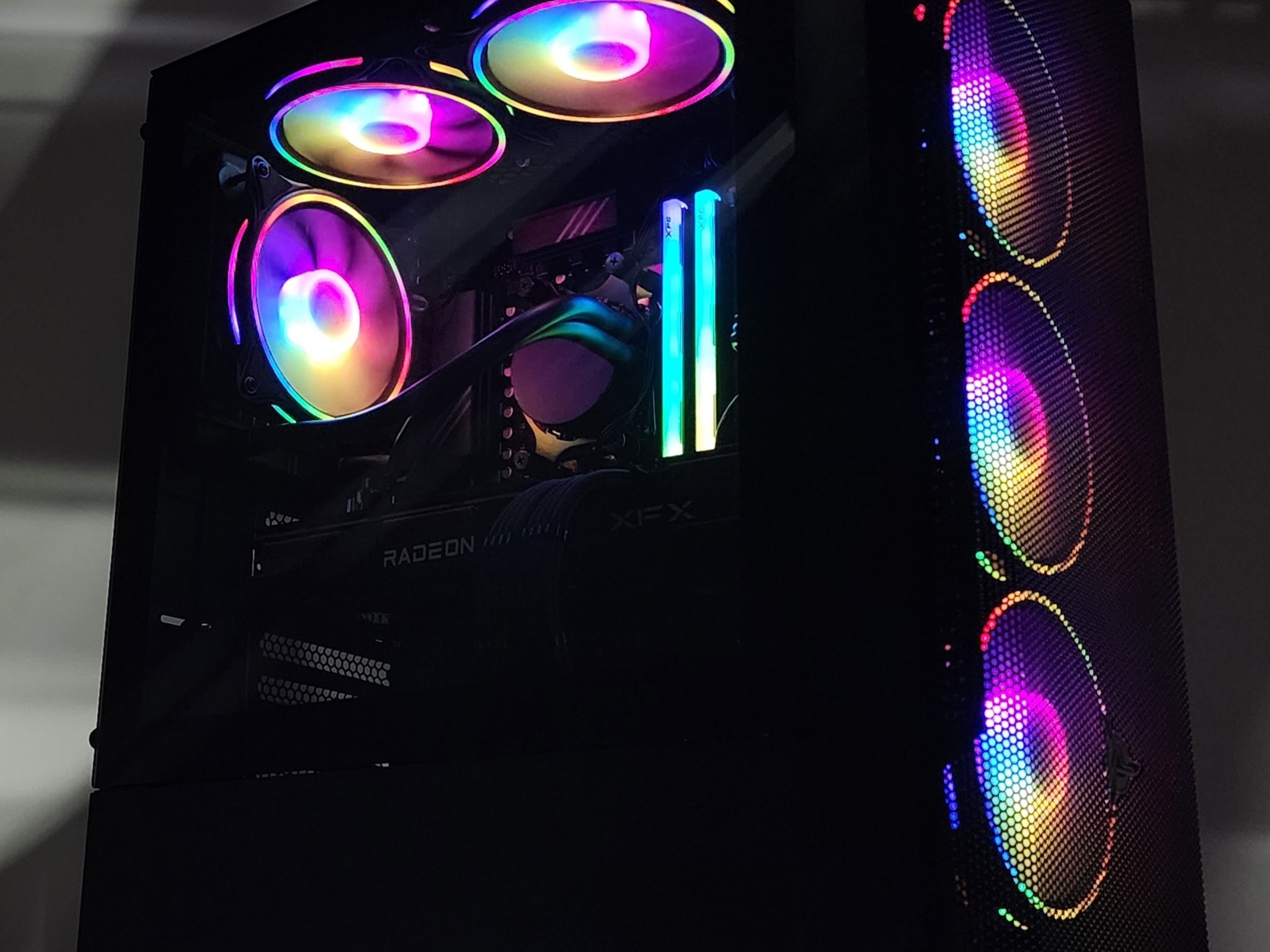 Gaming PC Ryzen 5 8500G 32GB RAM 1TB SSD RX 6700 XT 12GB Windows 11 PC