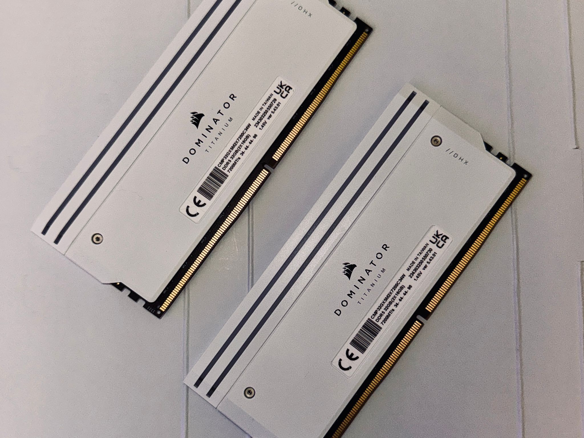 🤍 Corsair Dominator Titanium 32GB DDR5 7200MT/s White Premium Memory Kit 🤍
