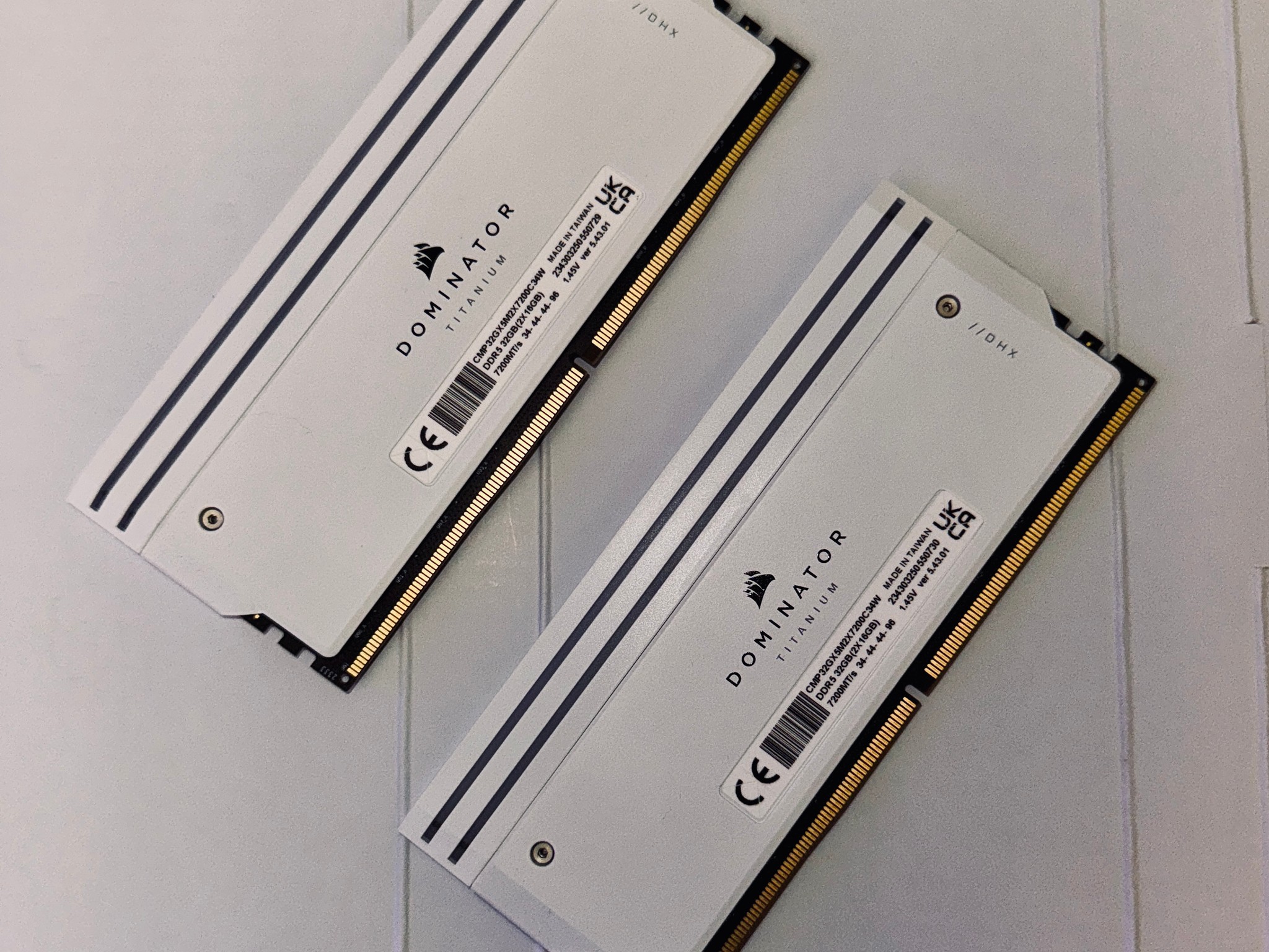 🤍 Corsair Dominator Titanium 32GB DDR5 7200MT/s White Premium Memory Kit 🤍
