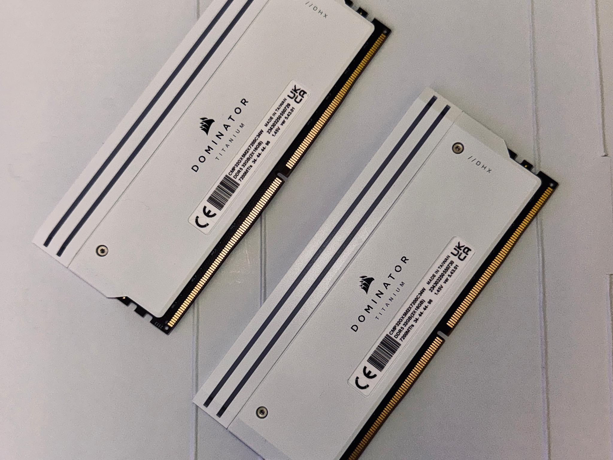 🤍 Corsair Dominator Titanium 32GB DDR5 7200MT/s White Premium Memory Kit 🤍
