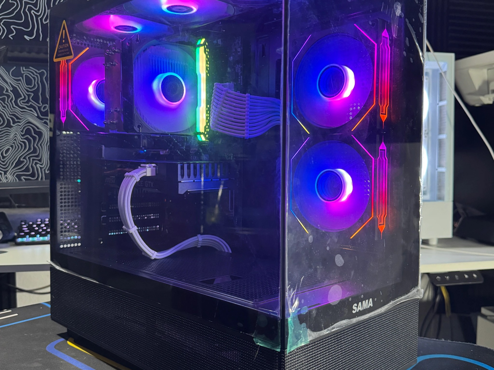 RGB FishTank Gaming PC | i7 7700 | GTX 1660 S | 16GB DDR4 | 1TB SSD